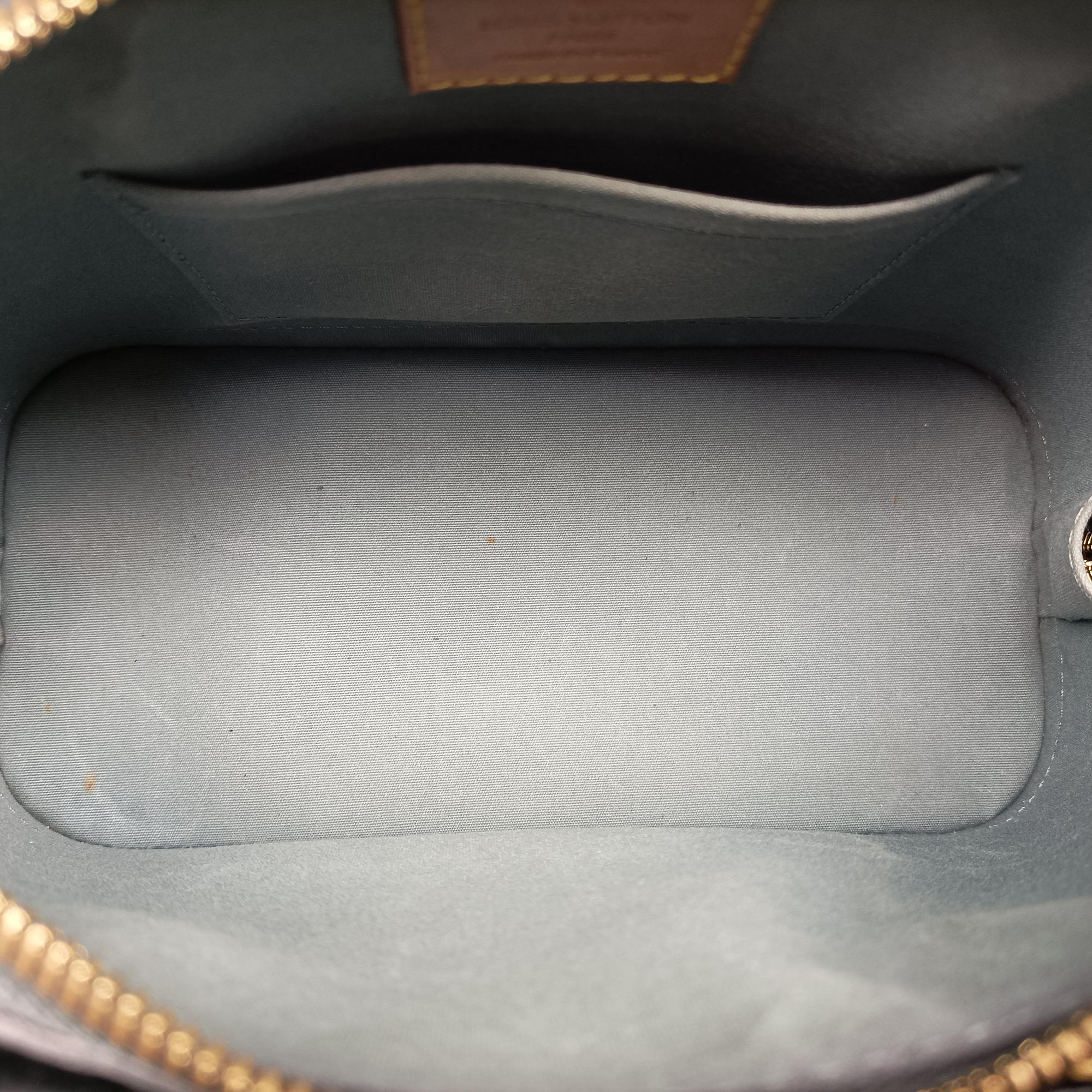 Pre-owned Louis Vuitton Alma BB Bleu Nuit Monogram  Vernis  shoulderbag | stylenewstar