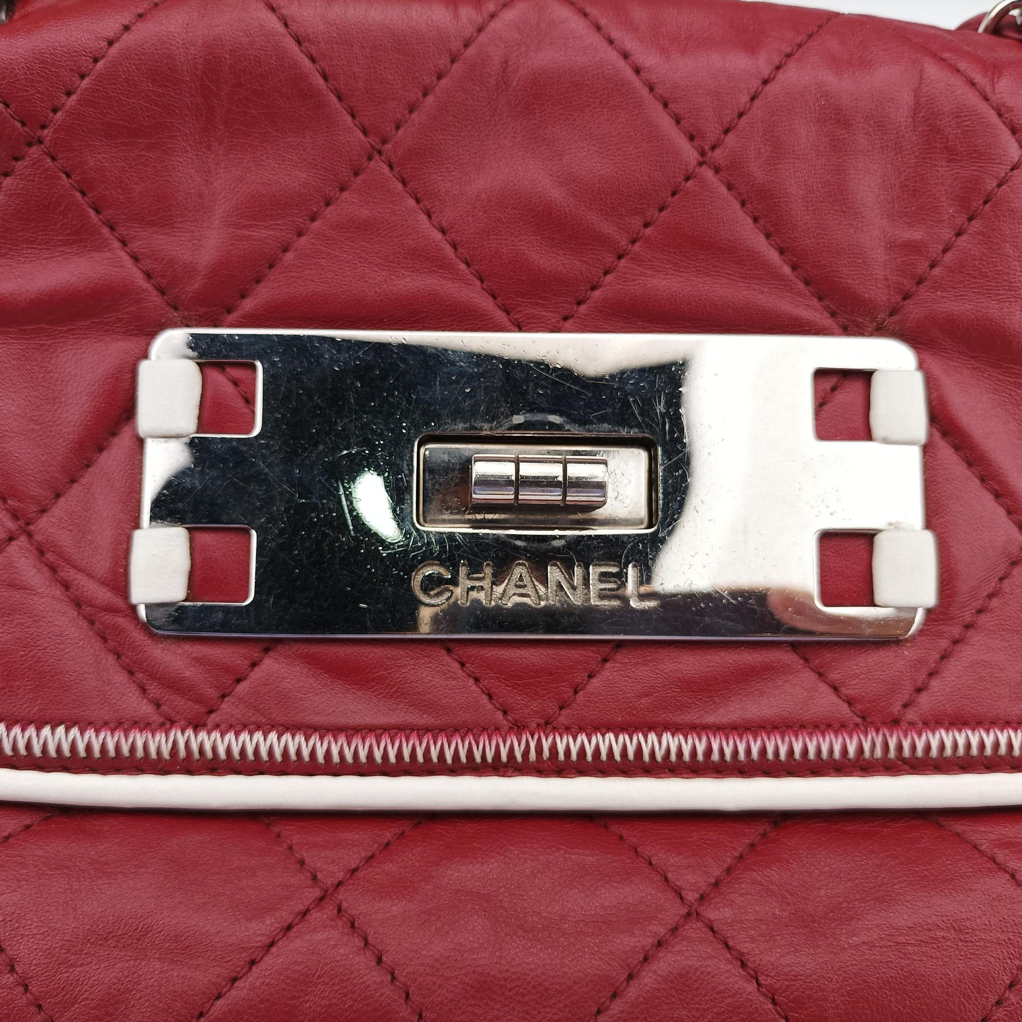 Vintage Chanel 2.55East West Red Leather A37691 shoulderbag | stylenewstar