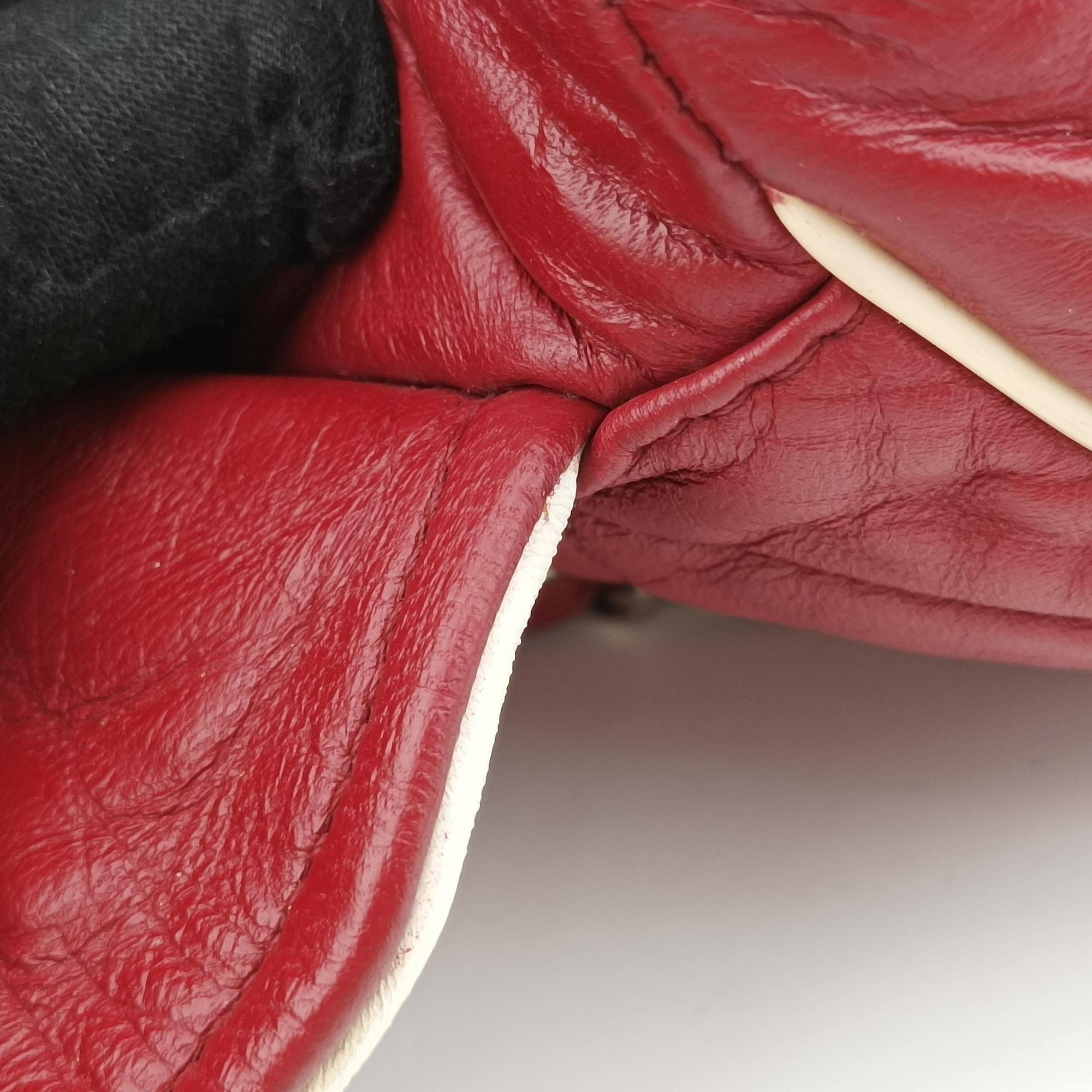Vintage Chanel 2.55East West Red Leather A37691 shoulderbag | stylenewstar