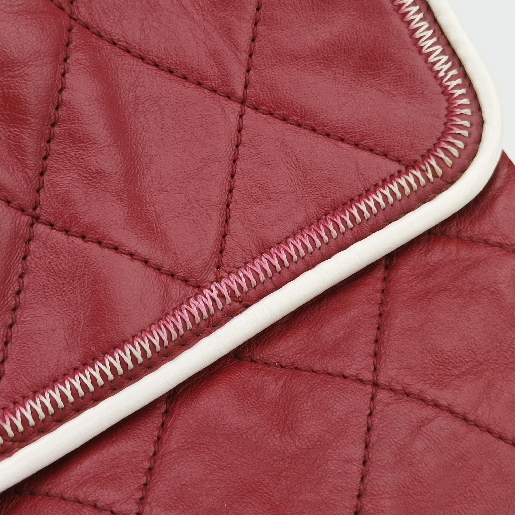 Vintage Chanel 2.55East West Red Leather A37691 shoulderbag | stylenewstar