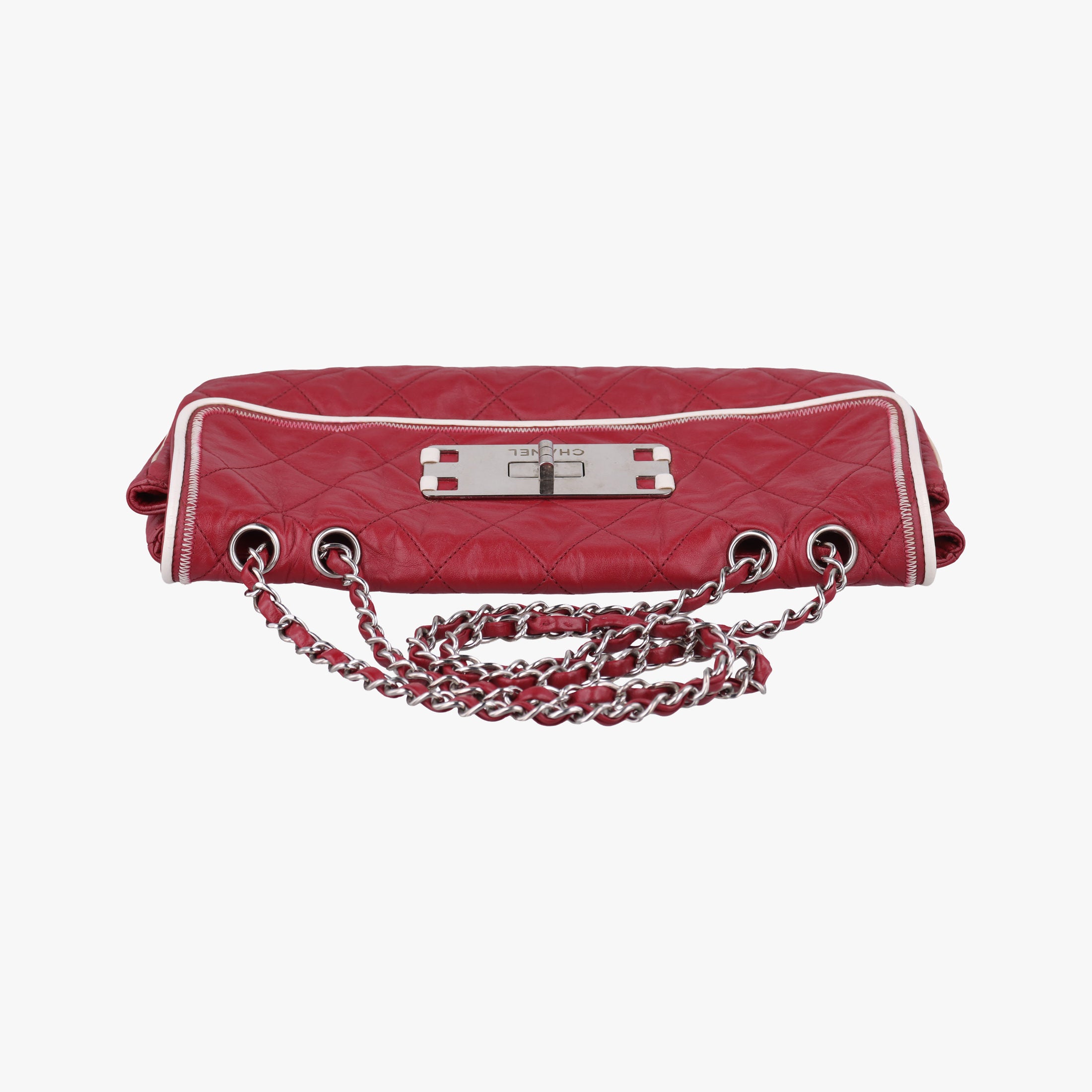 Vintage Chanel 2.55East West Red Leather A37691 shoulderbag | stylenewstar