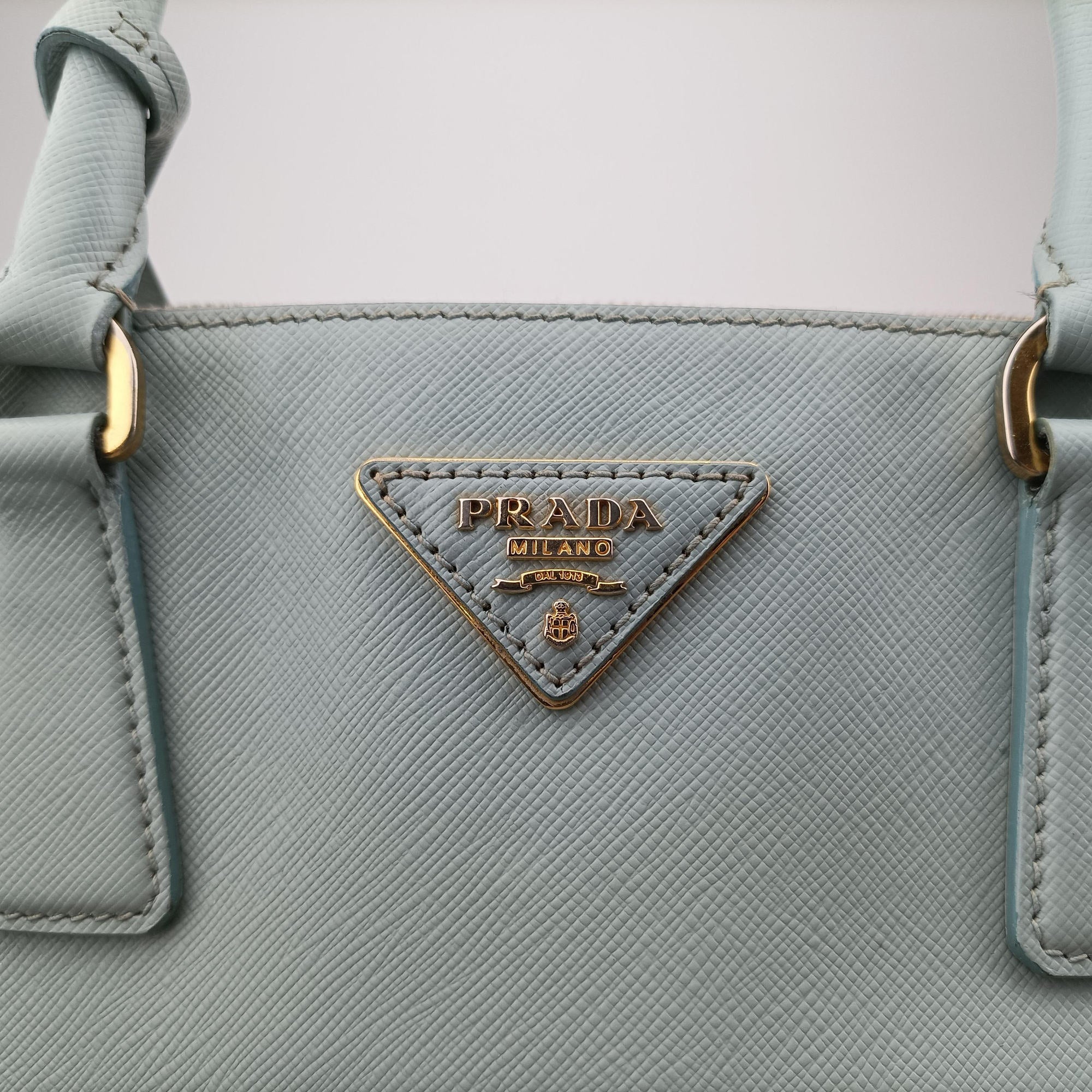 Pre-owned Prada Galleria Blue SAFFIANO Leather BN2274 handbag | stylenewstar