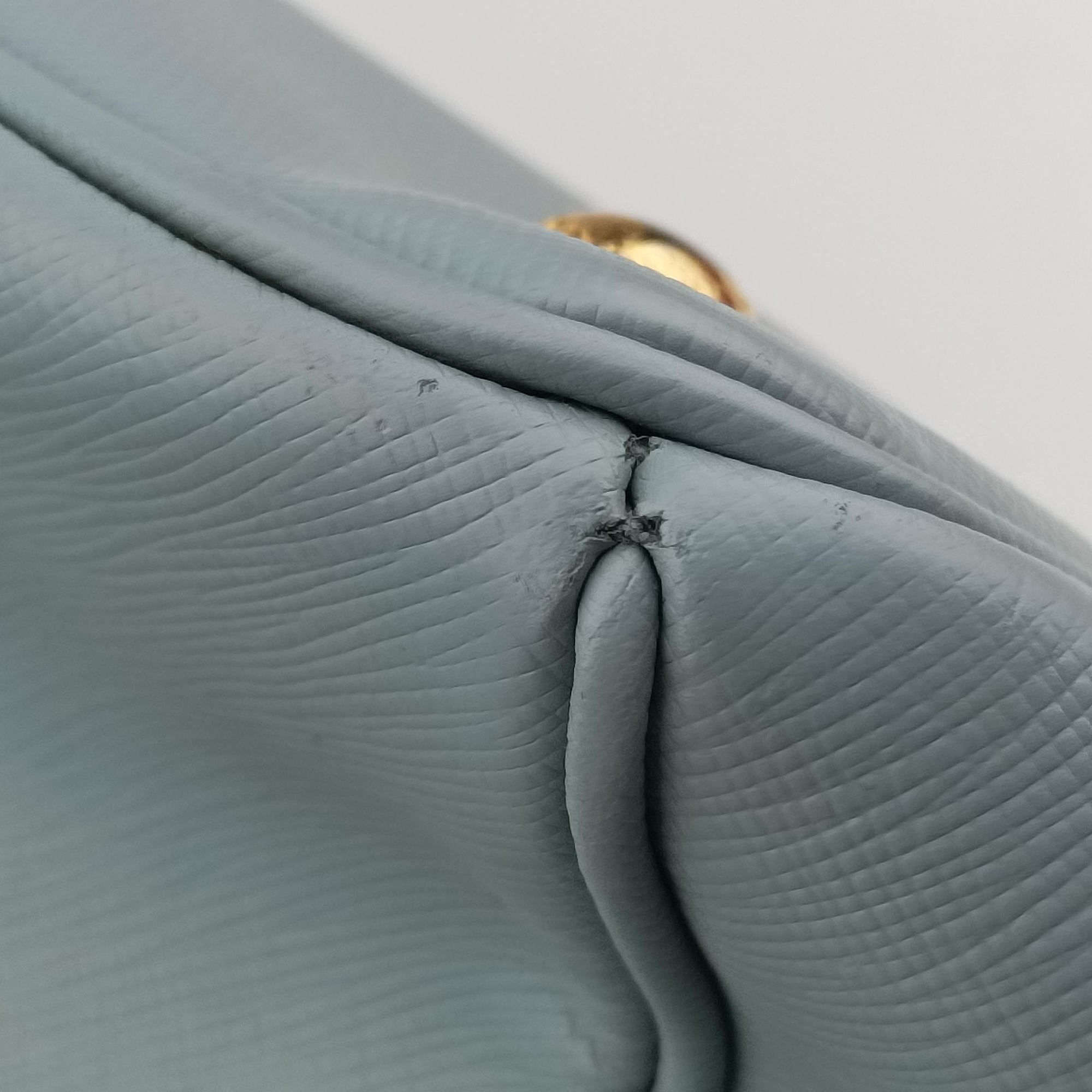 Pre-owned Prada Galleria Blue SAFFIANO Leather BN2274 handbag | stylenewstar