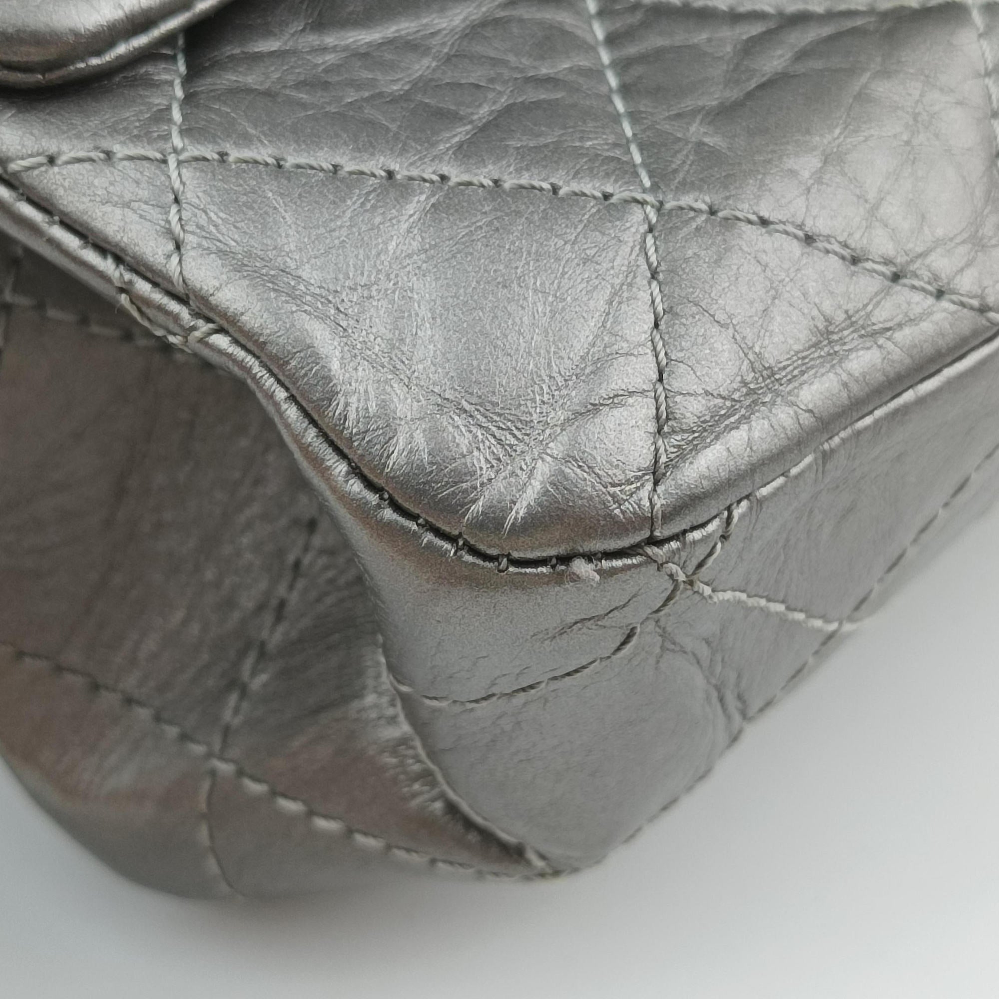 Pre-owned Chanel 2.55 double flap Matelasse Silver Leather A37590 shoulderbag | stylenewstar