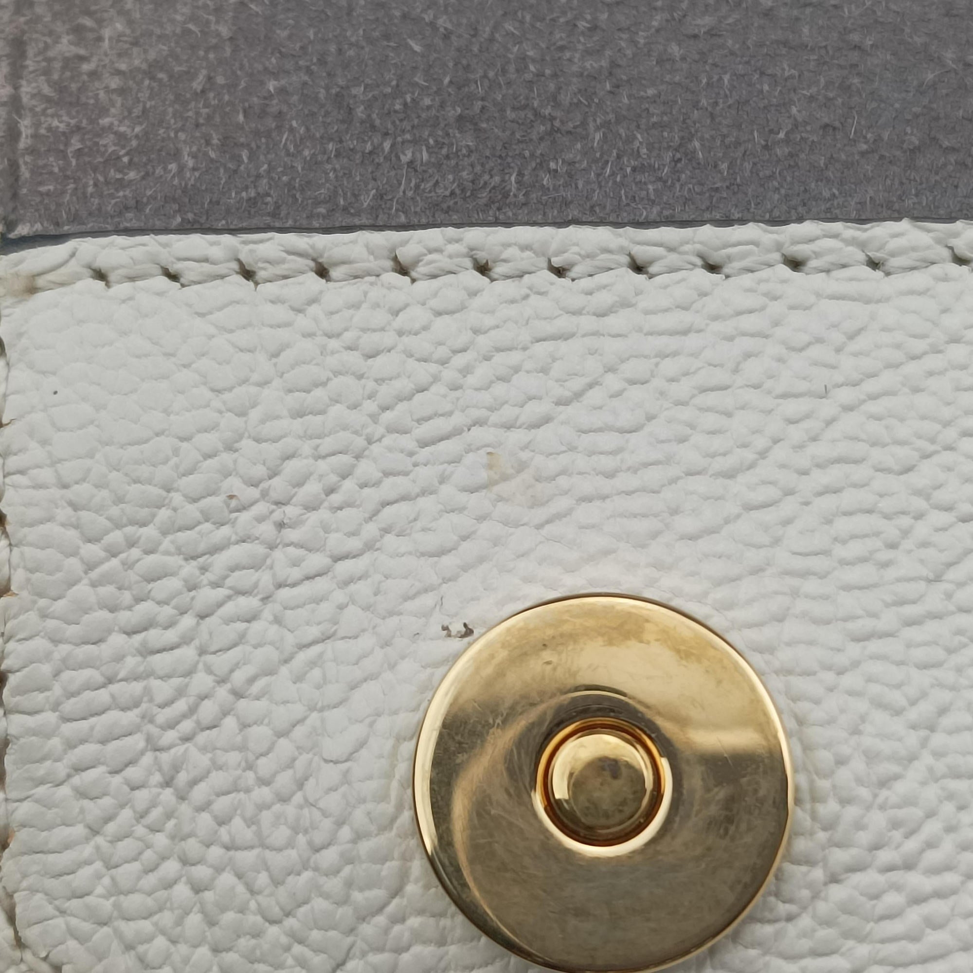 Pre-owned Miu Miu Miu Lady White Leather  shoulderbag | stylenewstar