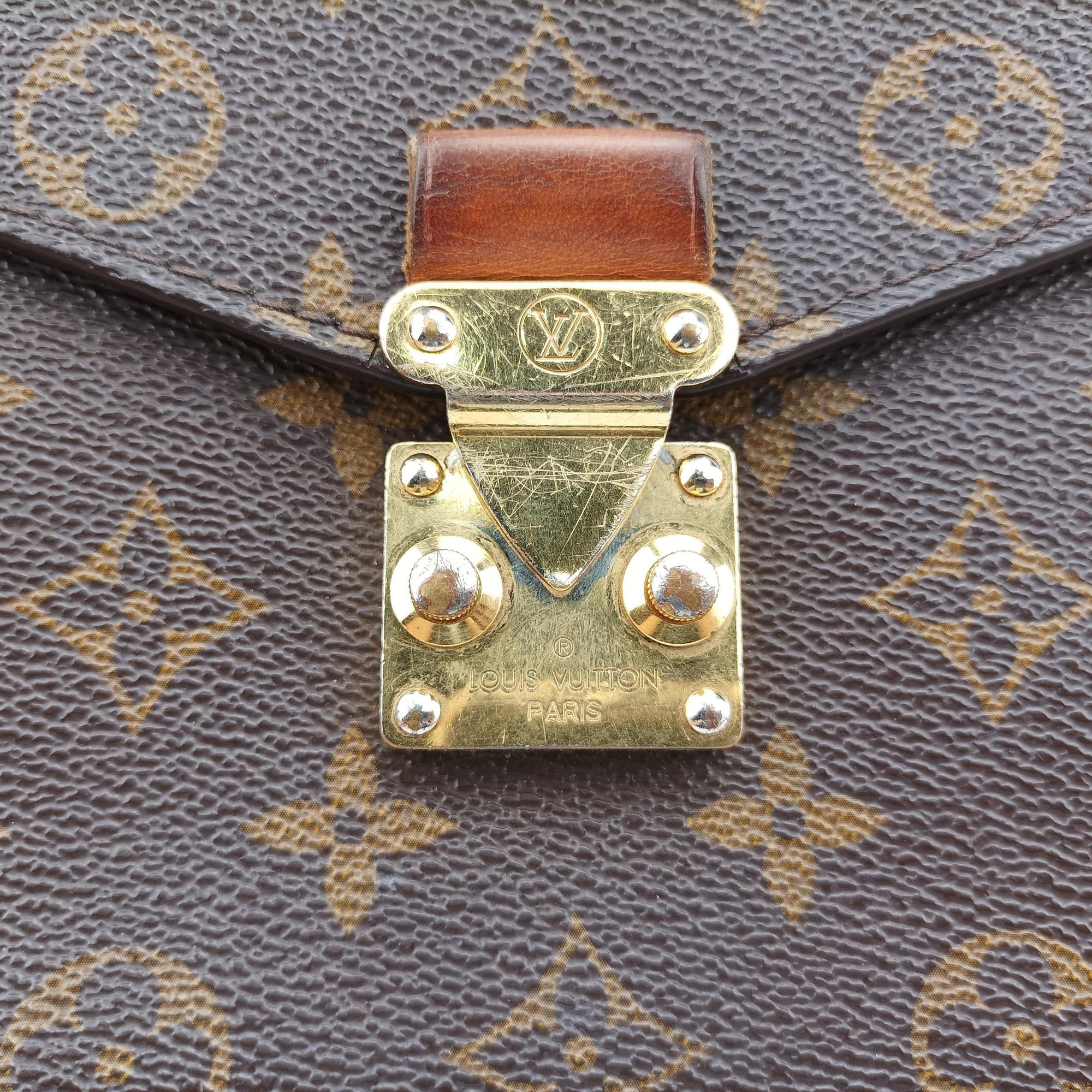 Pre-owned Louis Vuitton Pochette Metis MM Brown Monogram Canvas M44875 shoulderbag | stylenewstar