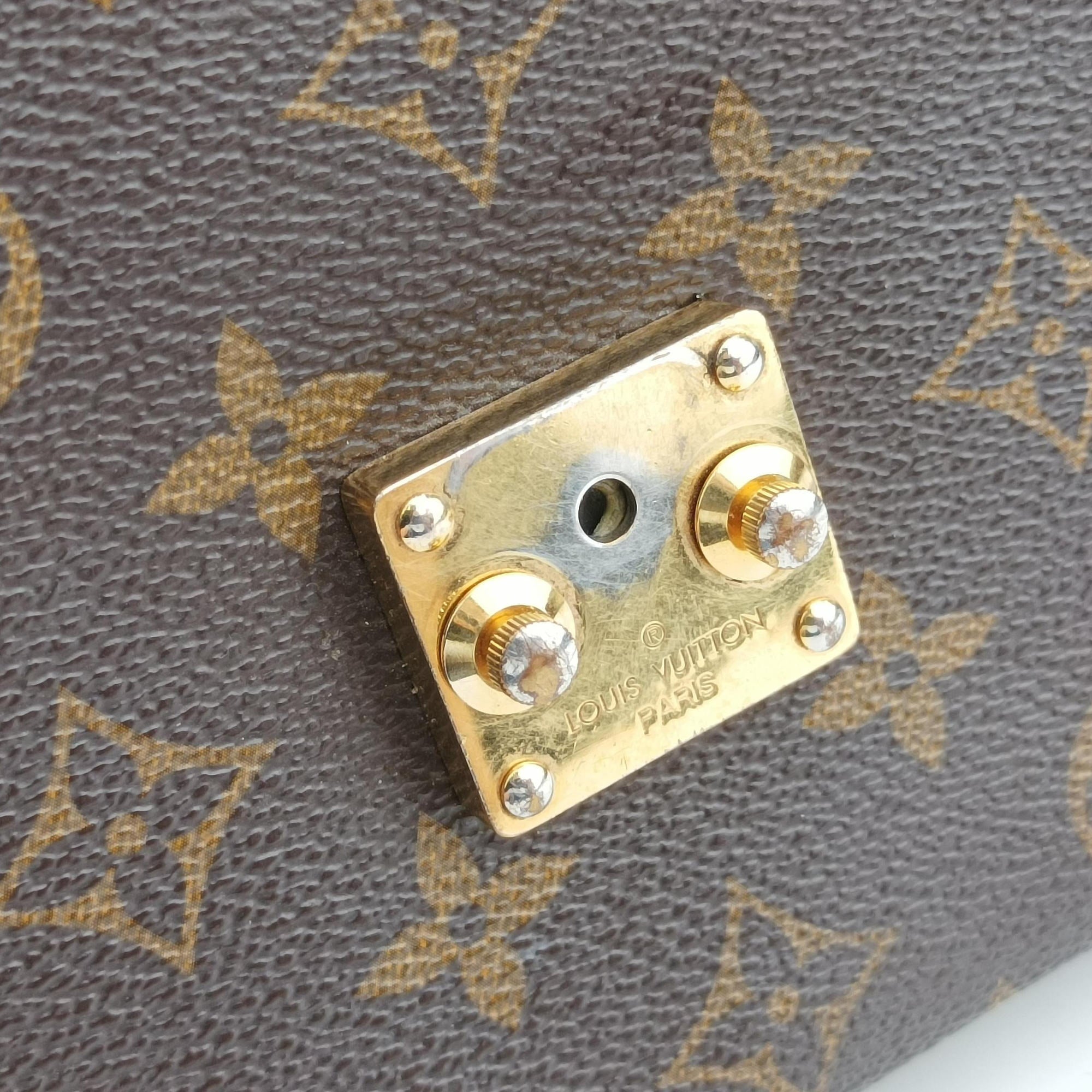 Pre-owned Louis Vuitton Pochette Metis MM Brown Monogram Canvas M44875 shoulderbag | stylenewstar