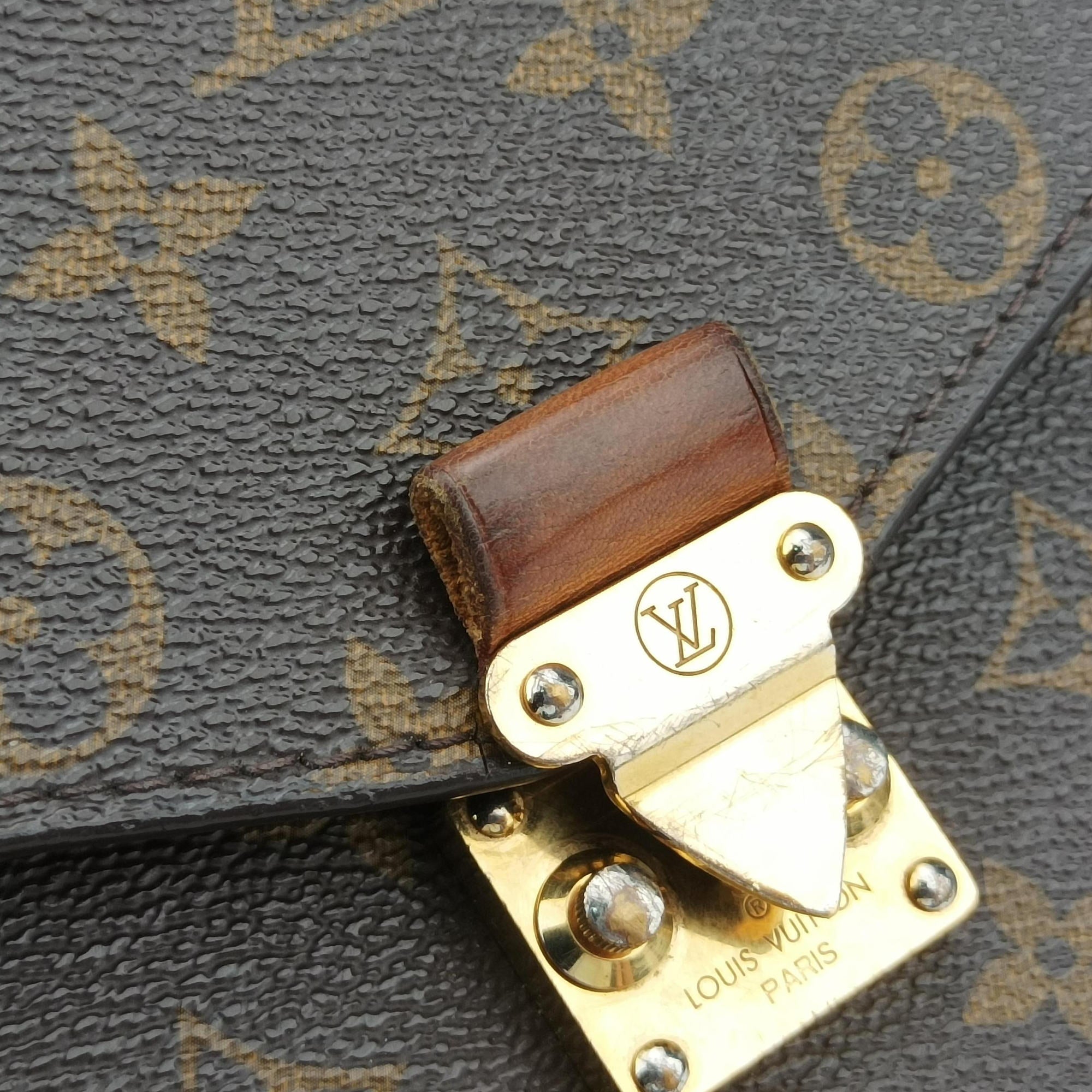 Pre-owned Louis Vuitton Pochette Metis MM Brown Monogram Canvas M44875 shoulderbag | stylenewstar