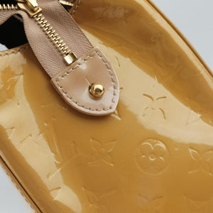 Secondhand Louis Vuitton Brea MM Broncorail Vernis M91456 shoulderbag | stylenewstar