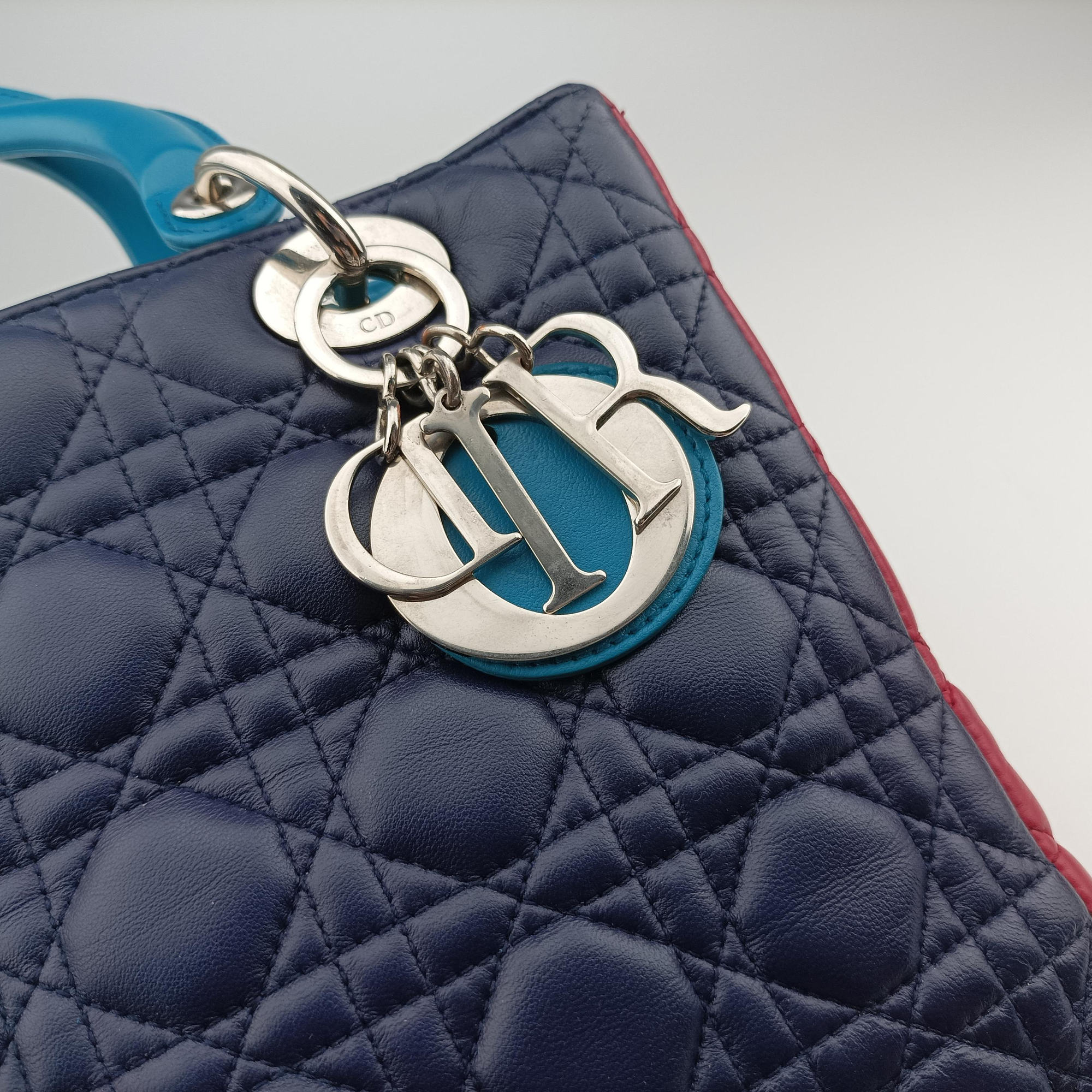 Secondhand Christian Dior Lady Dior Navy×Pink×Light Blue lambskin  handbag | stylenewstar