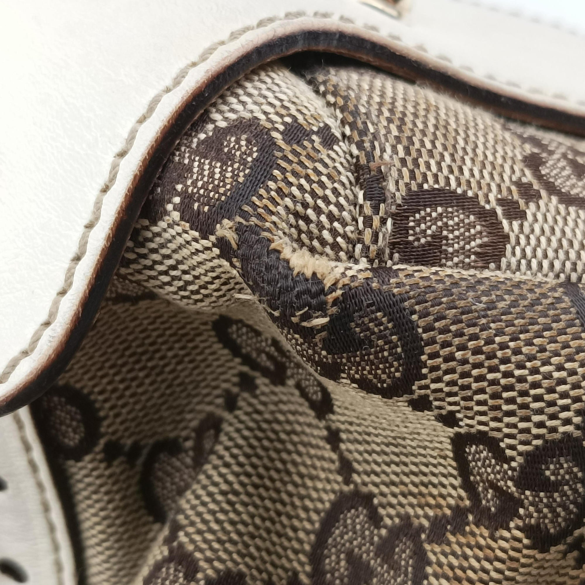 Pre-owned Gucci Pelham Hobo Brown×White canvas×leather 137621 handbag | stylenewstar