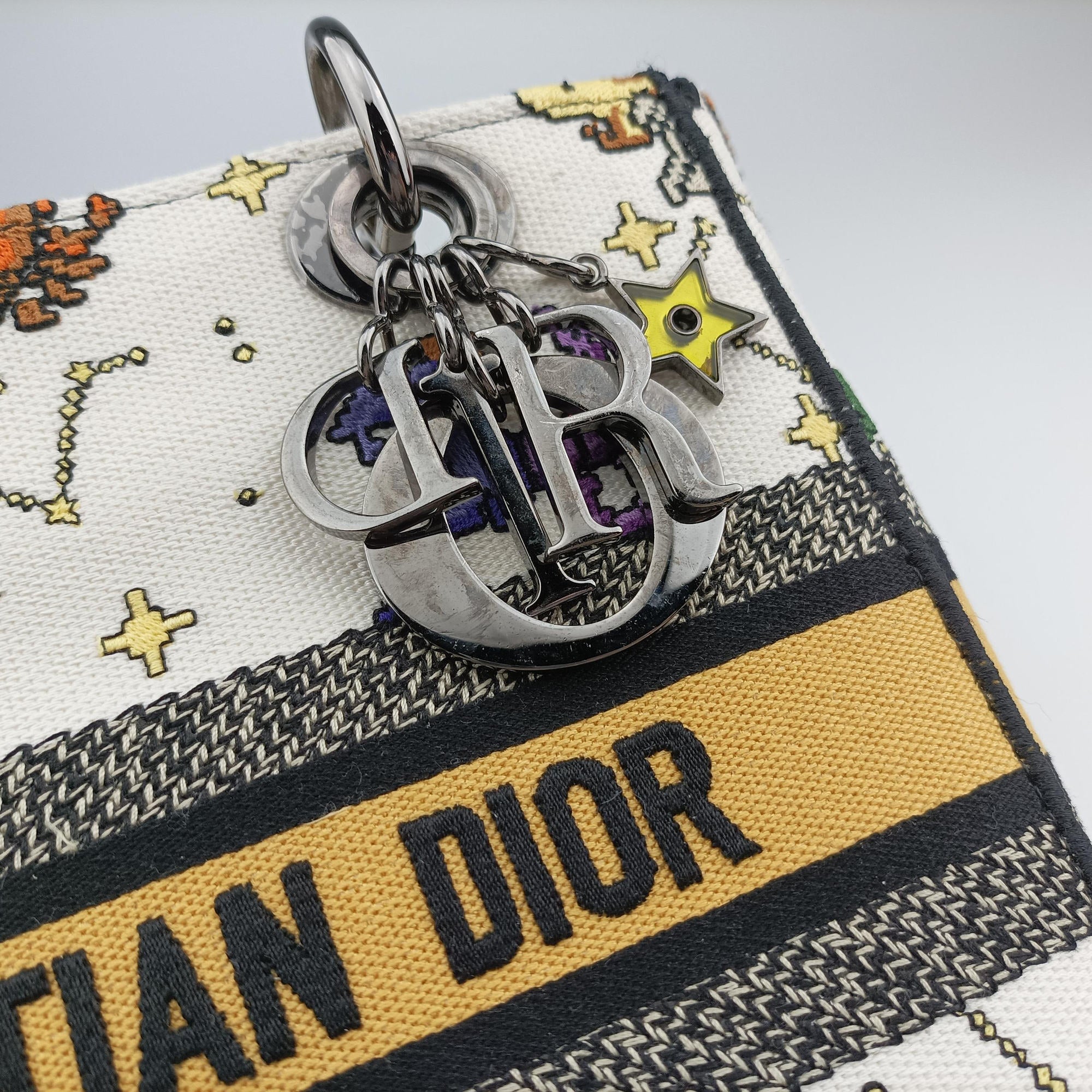 Pre-owned Christian Dior Lady D-Lite Ecru Multicolor Canvas  shoulderbag | stylenewstar
