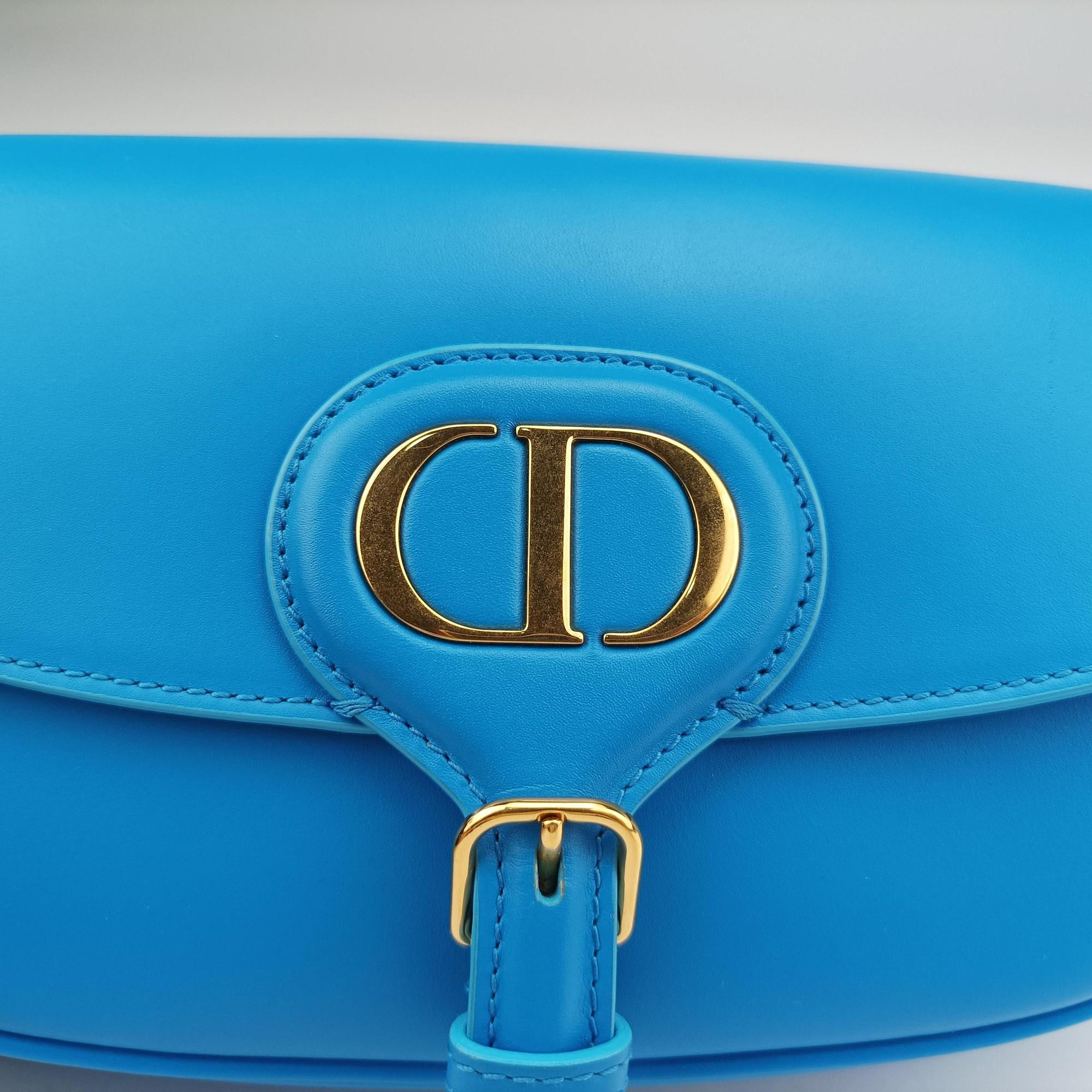 Secondhand Christian Dior Bobby Blue leather  shoulderbag | stylenewstar