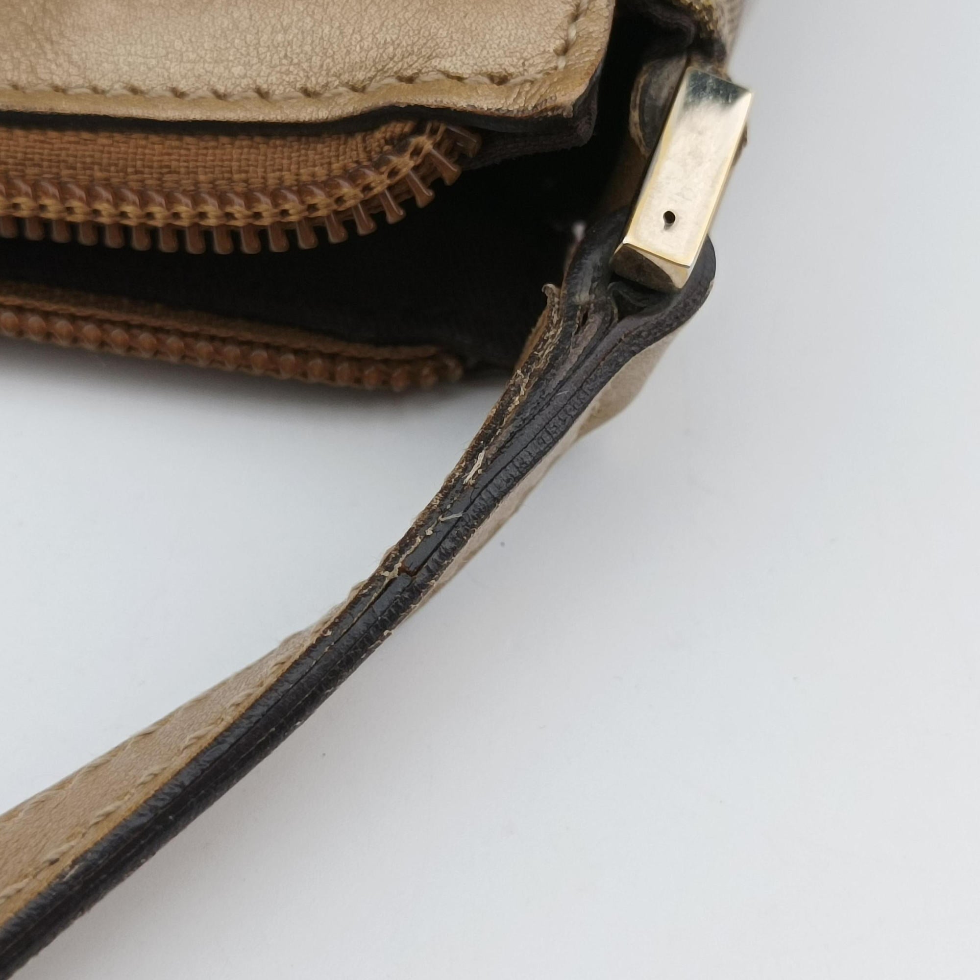 Pre-owned Gucci Abbey Brown PVC coated canvas 145750 handbag | stylenewstar