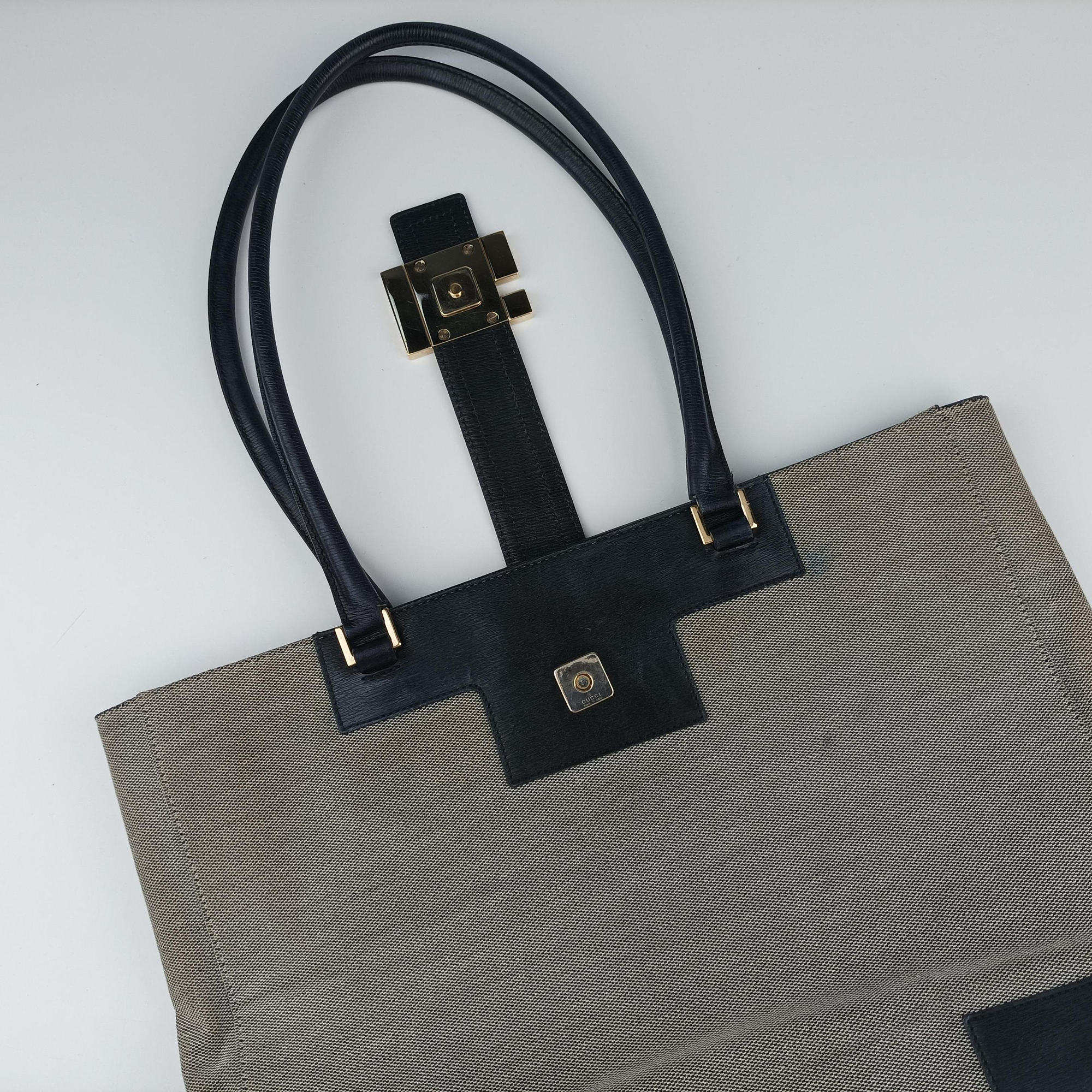 Pre-owned Gucci G logo tote Gray×Navy Leather×Canvas 002.11 shoulderbag | stylenewstar