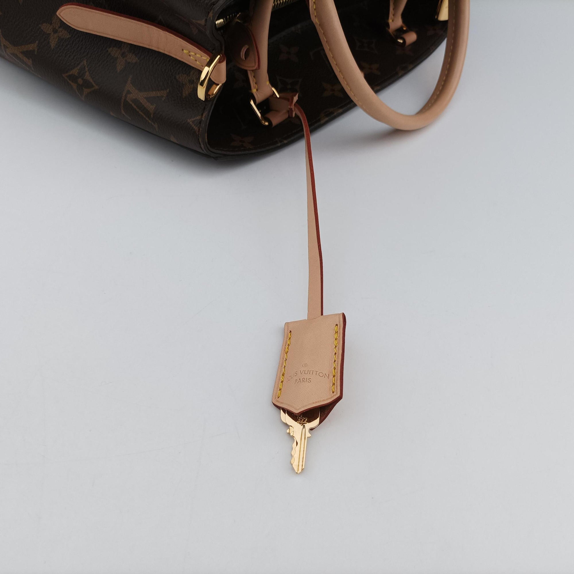 Secondhand Louis Vuitton Montaigne MM Brown Monogram Canvas M41056 shoulderbag | stylenewstar