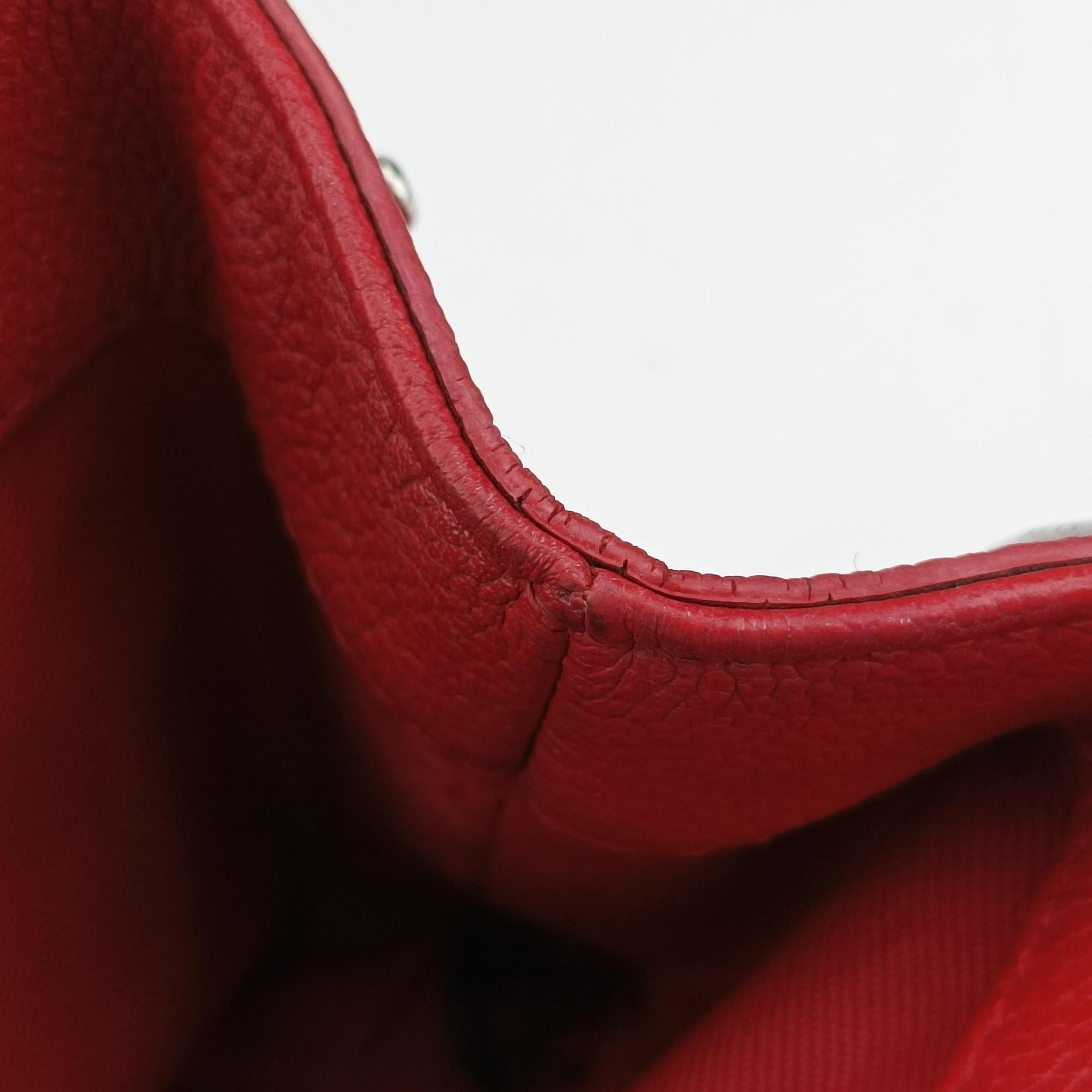 Vintage Louis Vuitton Lock Me II BB Ruby Leather M51202 shoulderbag | stylenewstar