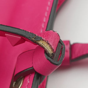Pre-owned Valentino Rockstud Rose Leather  handbag | stylenewstar