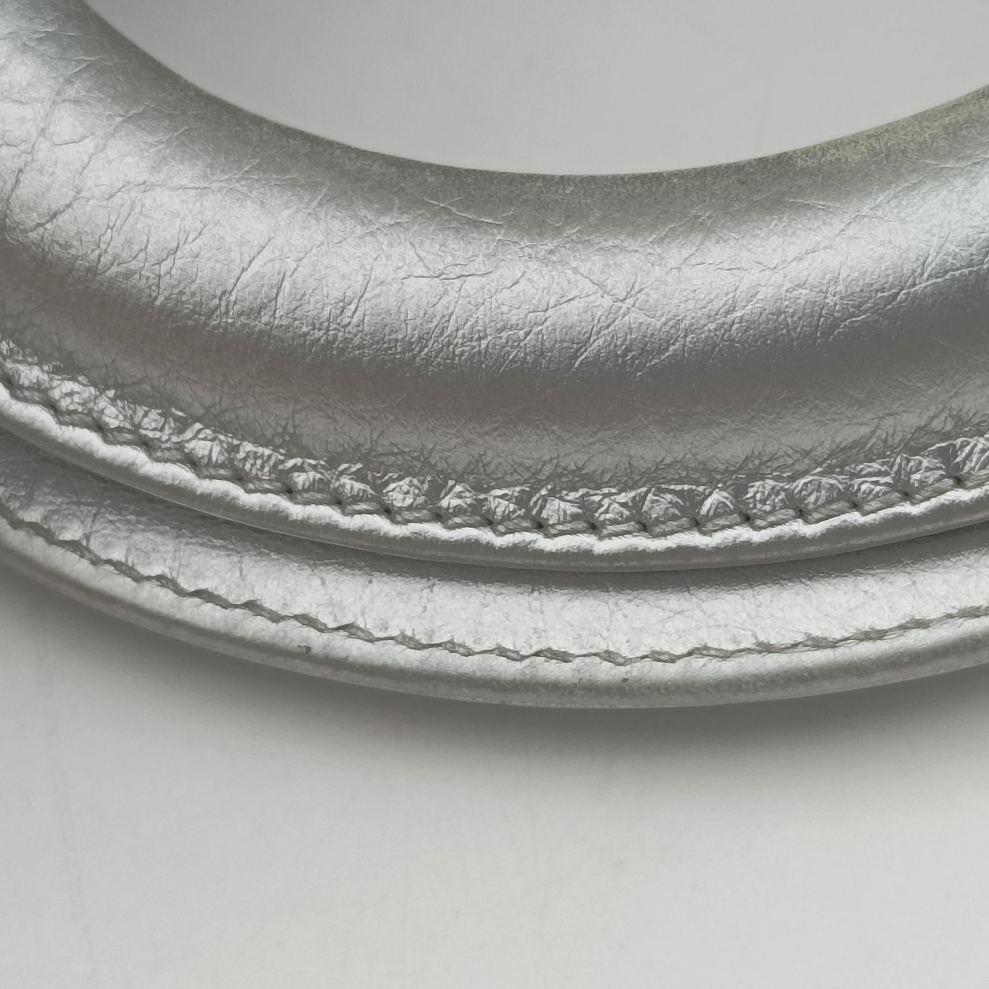 Pre-owned Christian Dior Lady Dior Silver lambskin  shoulderbag | stylenewstar