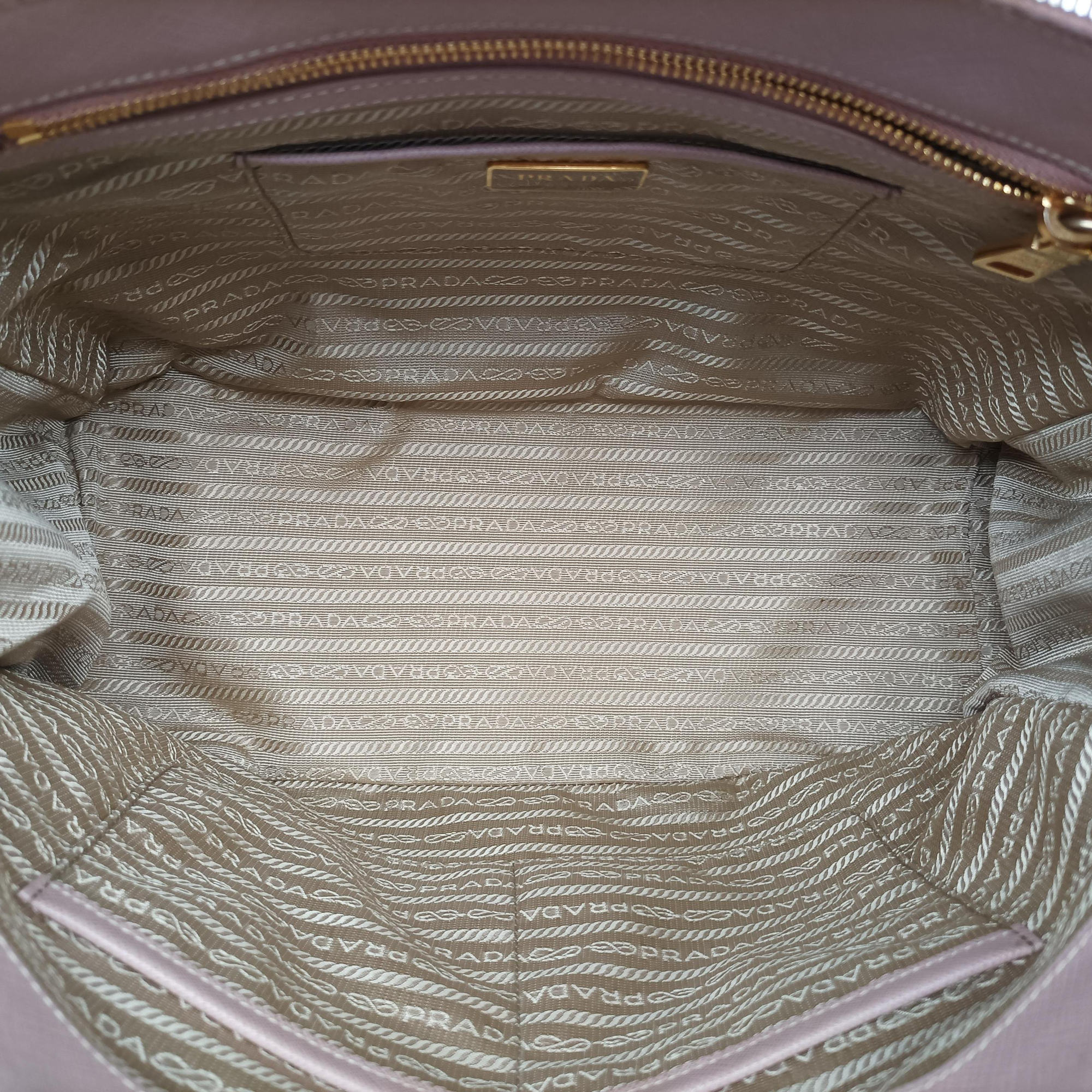 Vintage Prada Galleria Pink SAFFIANO Leather BN1801 shoulderbag | stylenewstar
