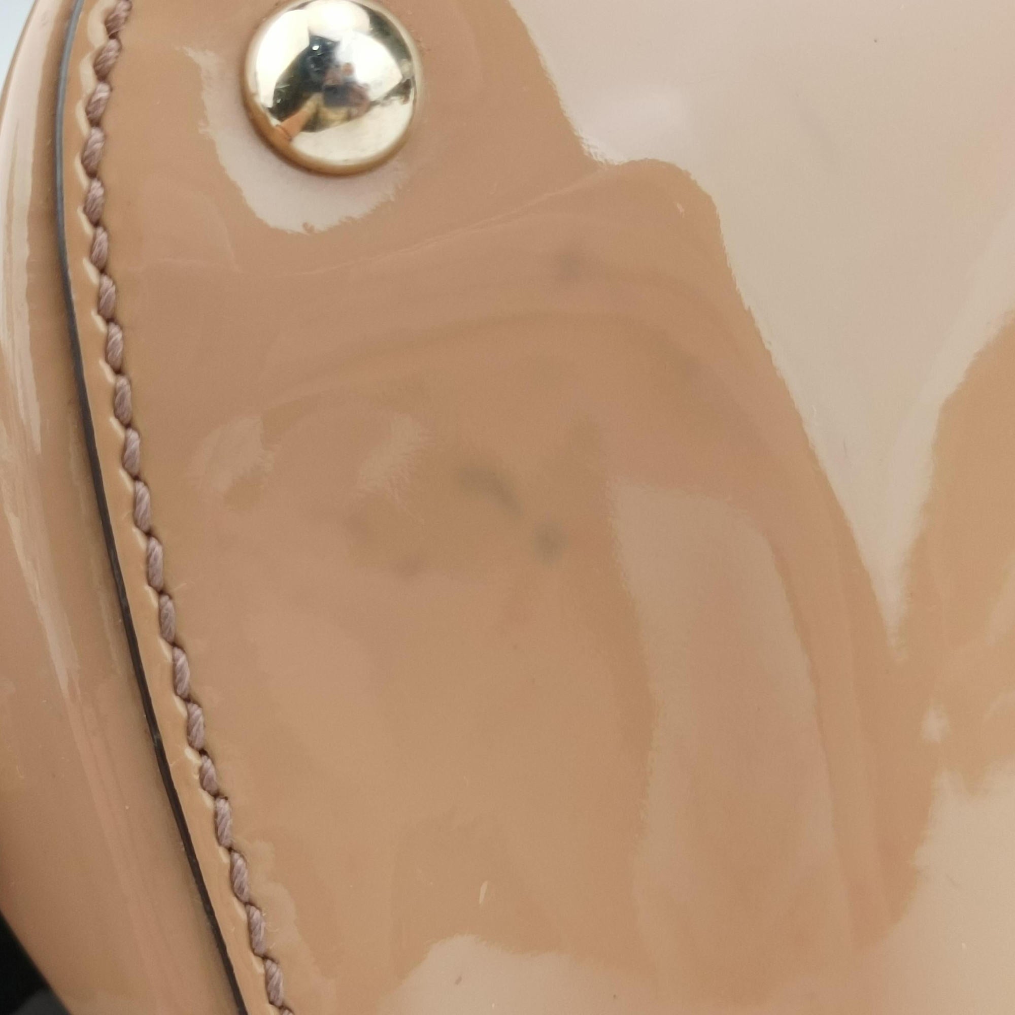 Pre-owned Gucci Microguccissima Beige Patent Leather 309617 shoulderbag | stylenewstar