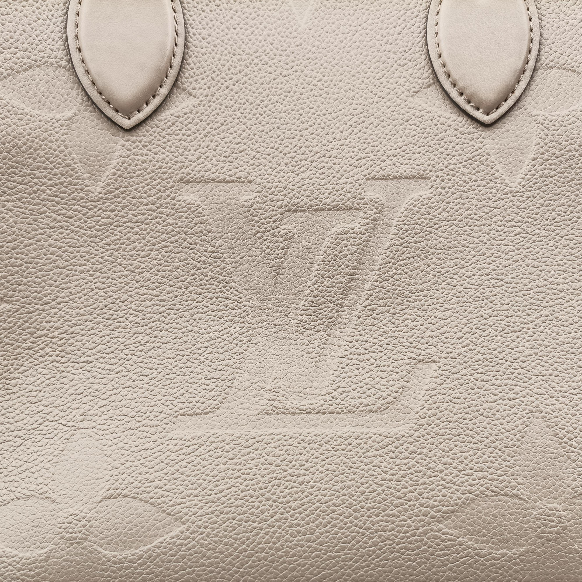 Secondhand Louis Vuitton OntheGo MM Beige Monogram Empreinte M45607 shoulderbag | stylenewstar