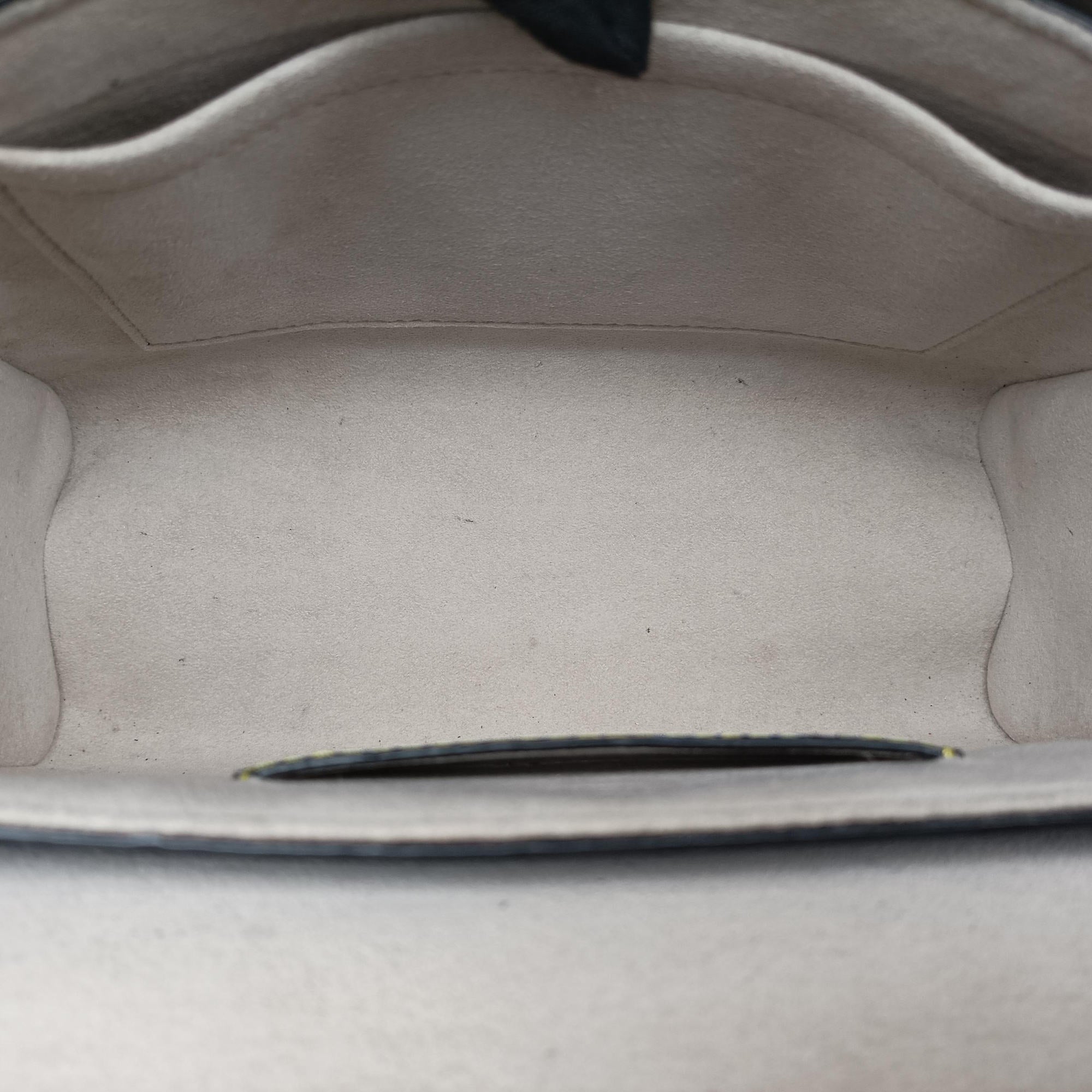 Pre-owned Louis Vuitton Portefeuille Twist Denim blue Epi M61036 shoulderbag | stylenewstar