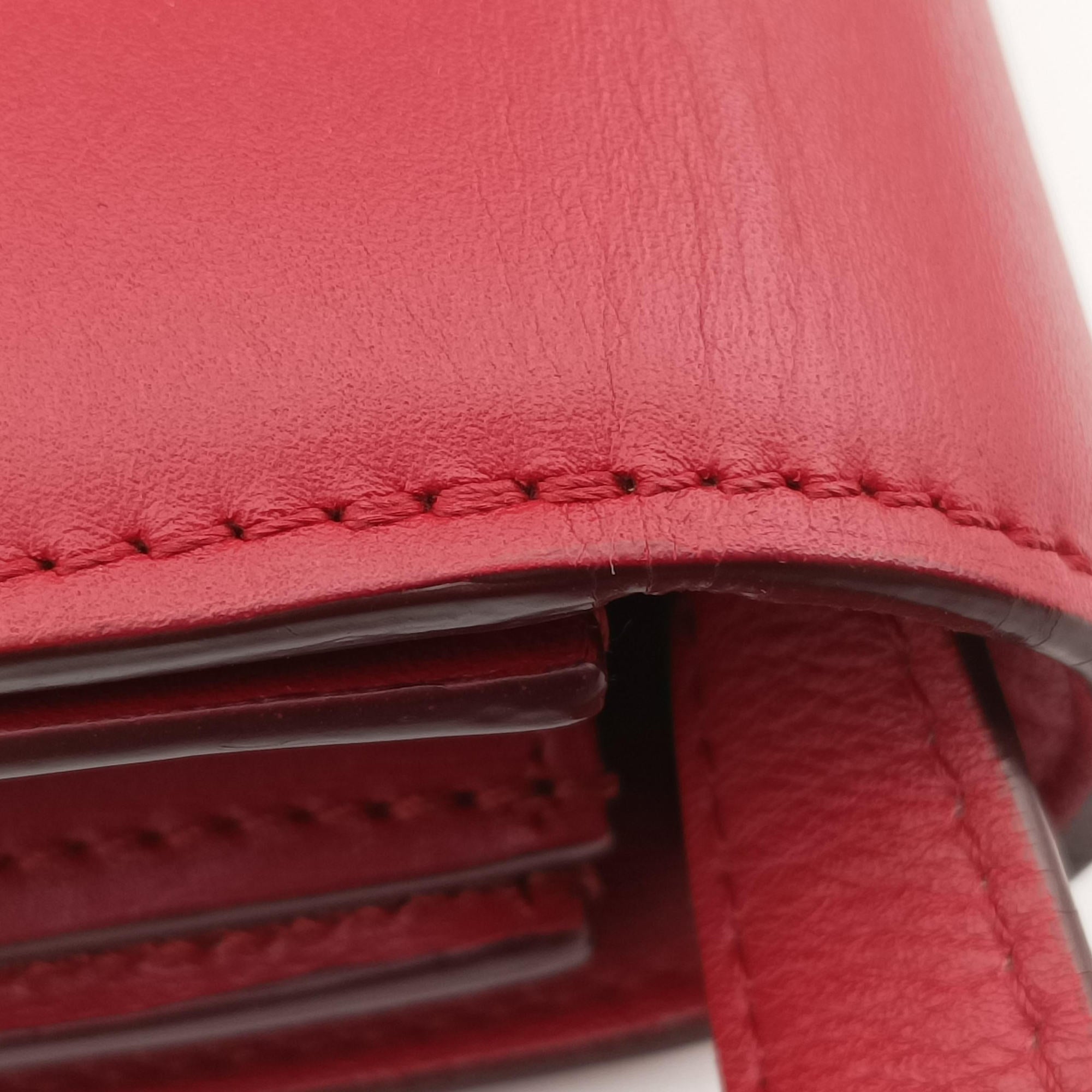 Pre-owned Celine Classic Box Red Leather  shoulderbag | stylenewstar