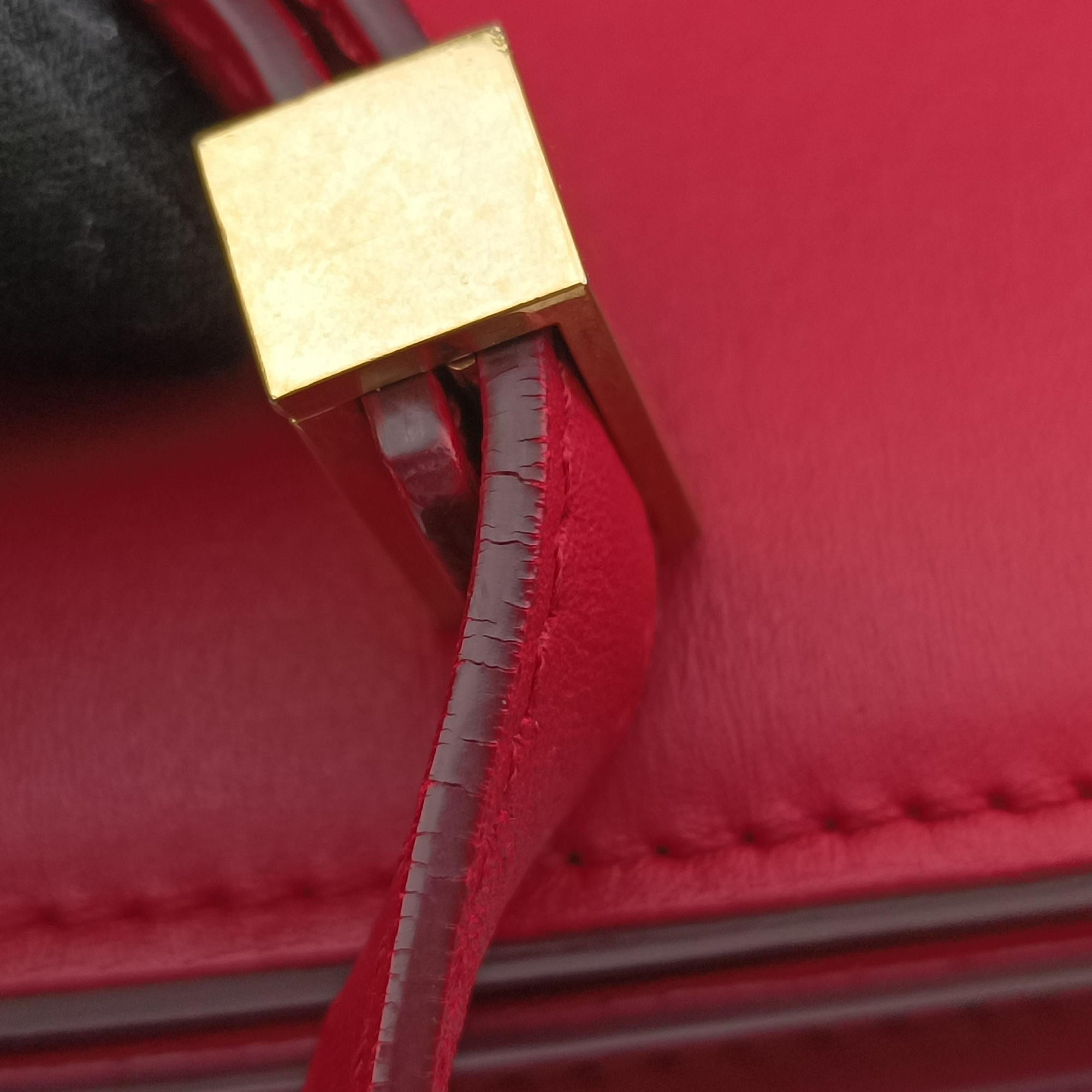 Pre-owned Celine Classic Box Red Leather  shoulderbag | stylenewstar