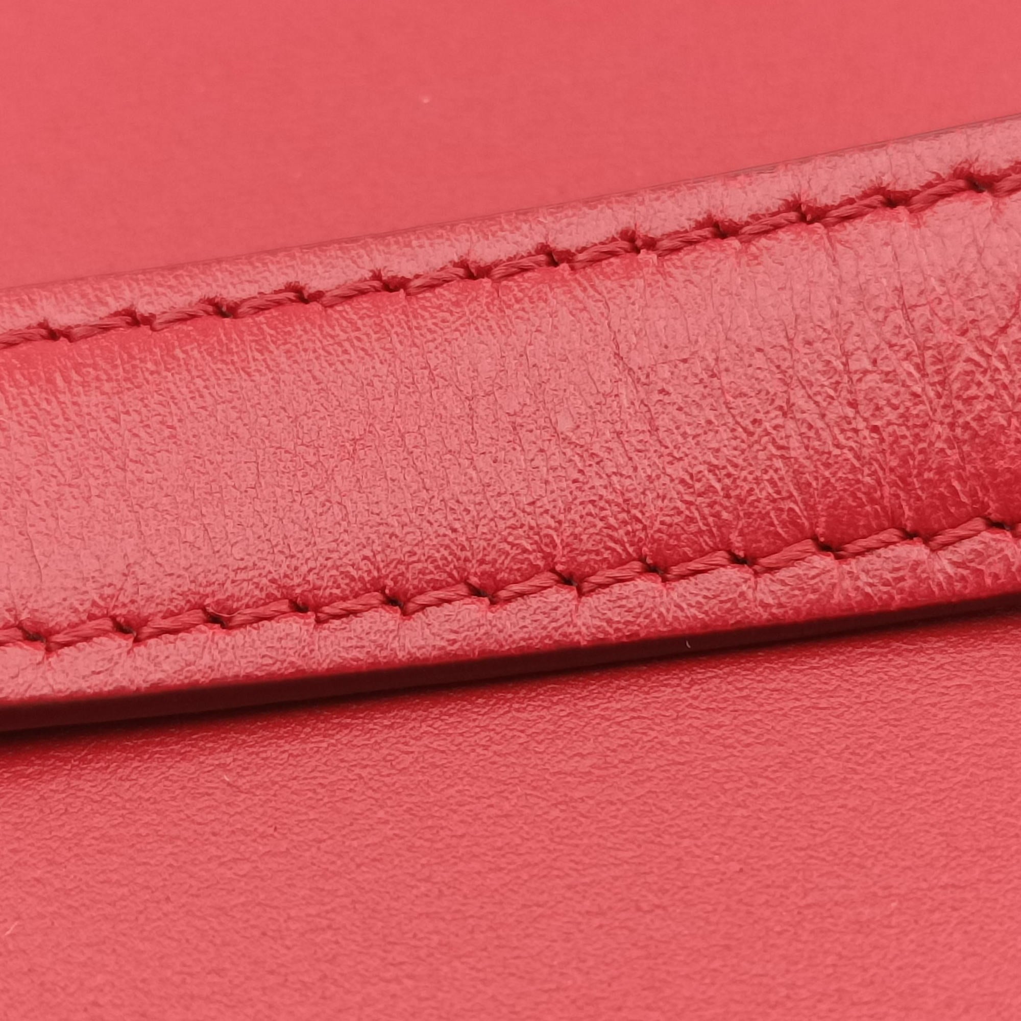 Pre-owned Celine Classic Box Red Leather  shoulderbag | stylenewstar
