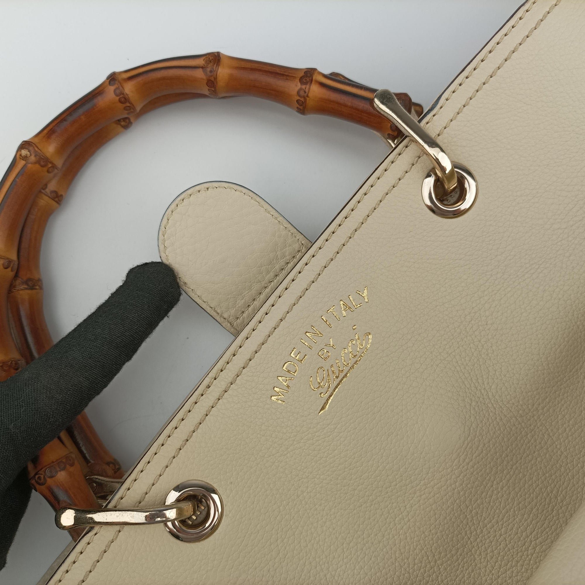 Pre-owned Gucci Bamboo Shopper White Leather 323660 shoulderbag | stylenewstar