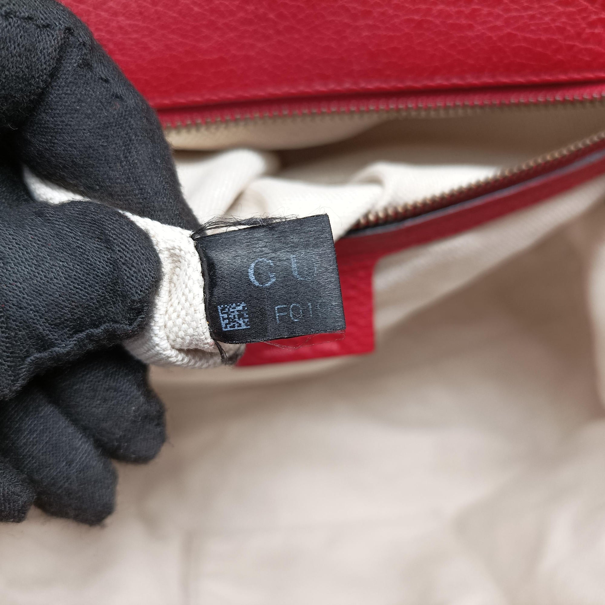 Secondhand Gucci GG Marmont Red Leather 421890 shoulderbag | stylenewstar