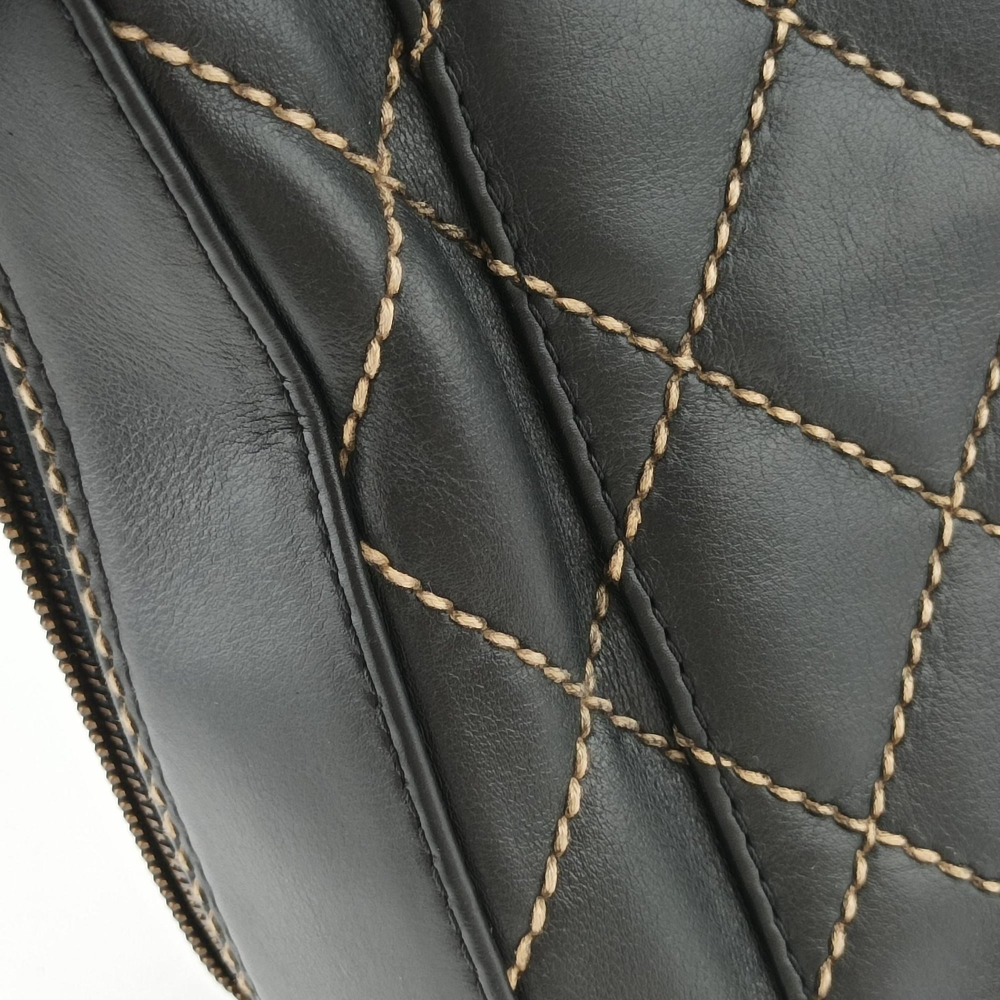 Pre-owned Chanel Wild Stitch Black Leather A14693 handbag | stylenewstar