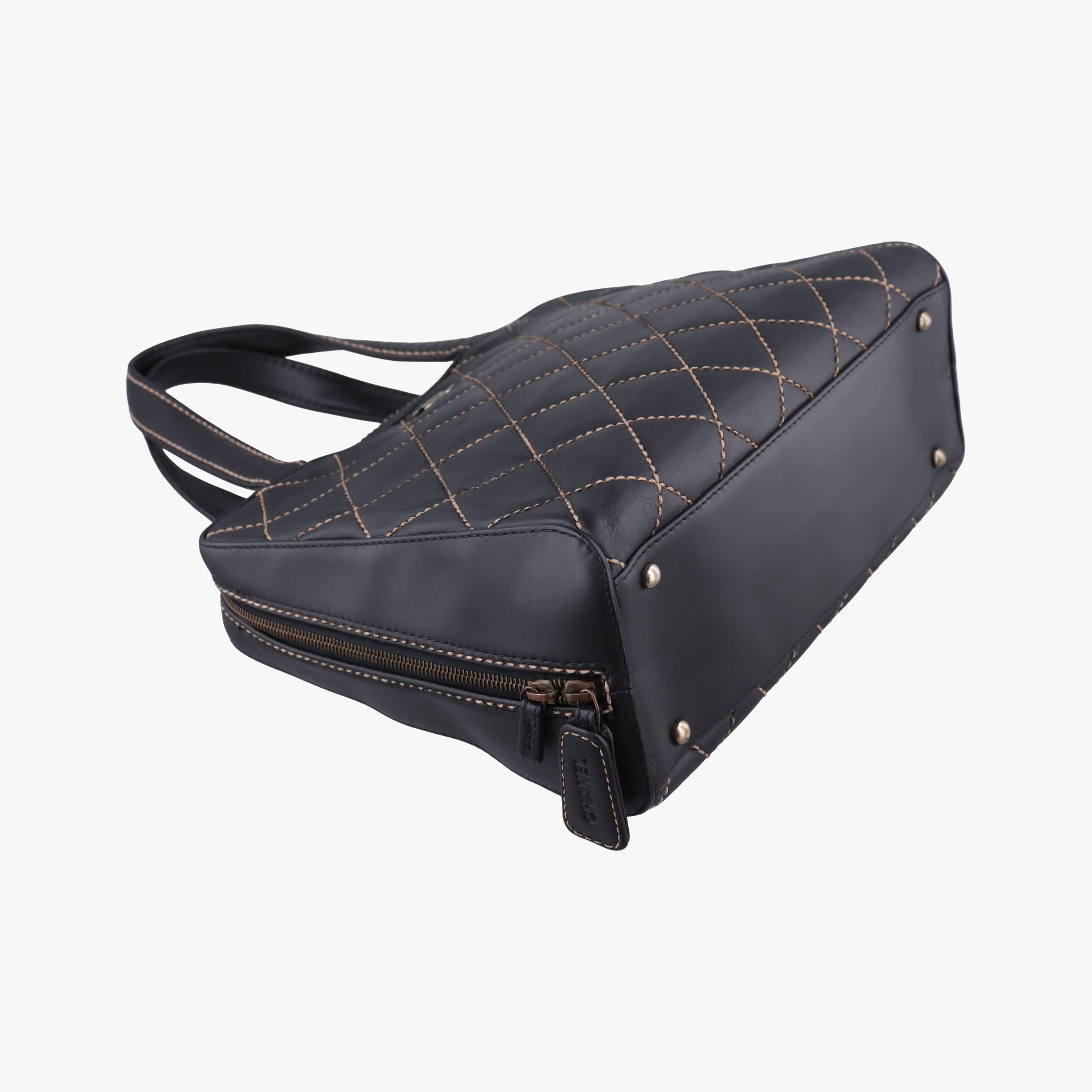 Pre-owned Chanel Wild Stitch Black Leather A14693 handbag | stylenewstar