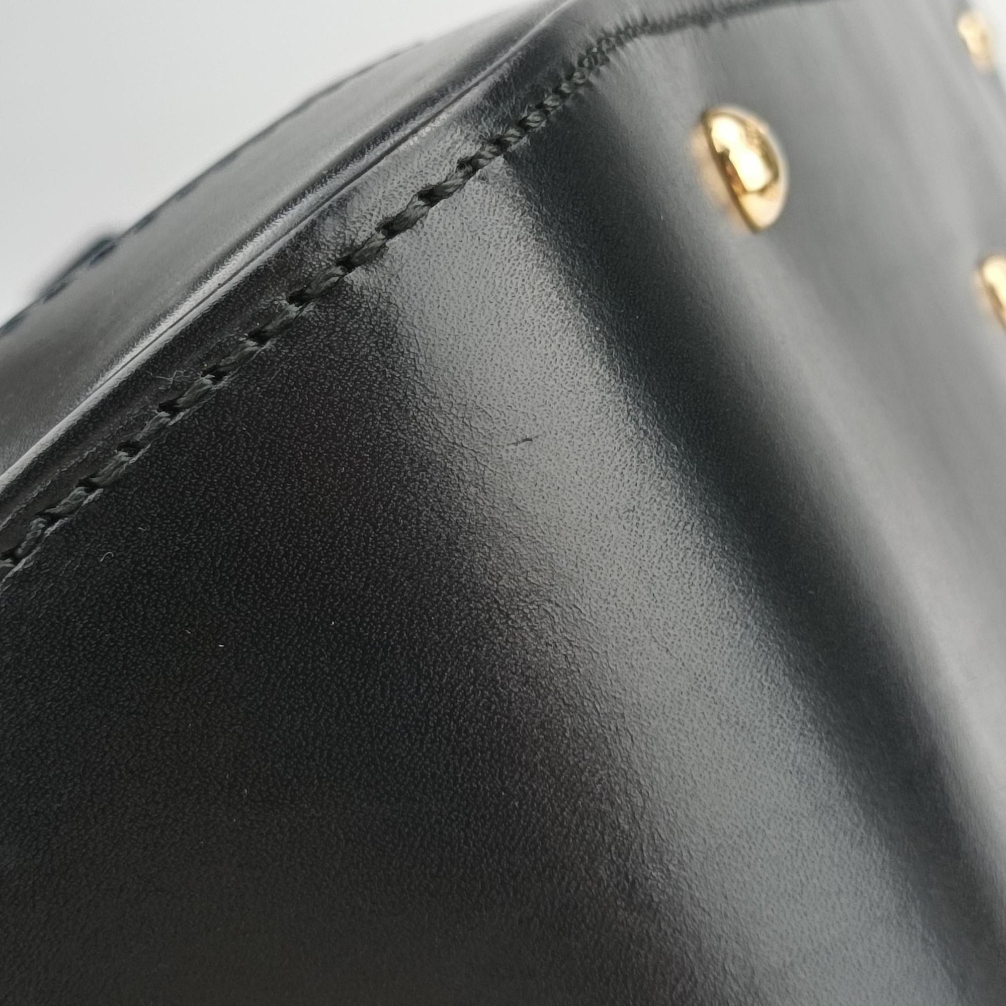 Vintage Ferragamo Wanda Black Leather  shoulderbag | stylenewstar