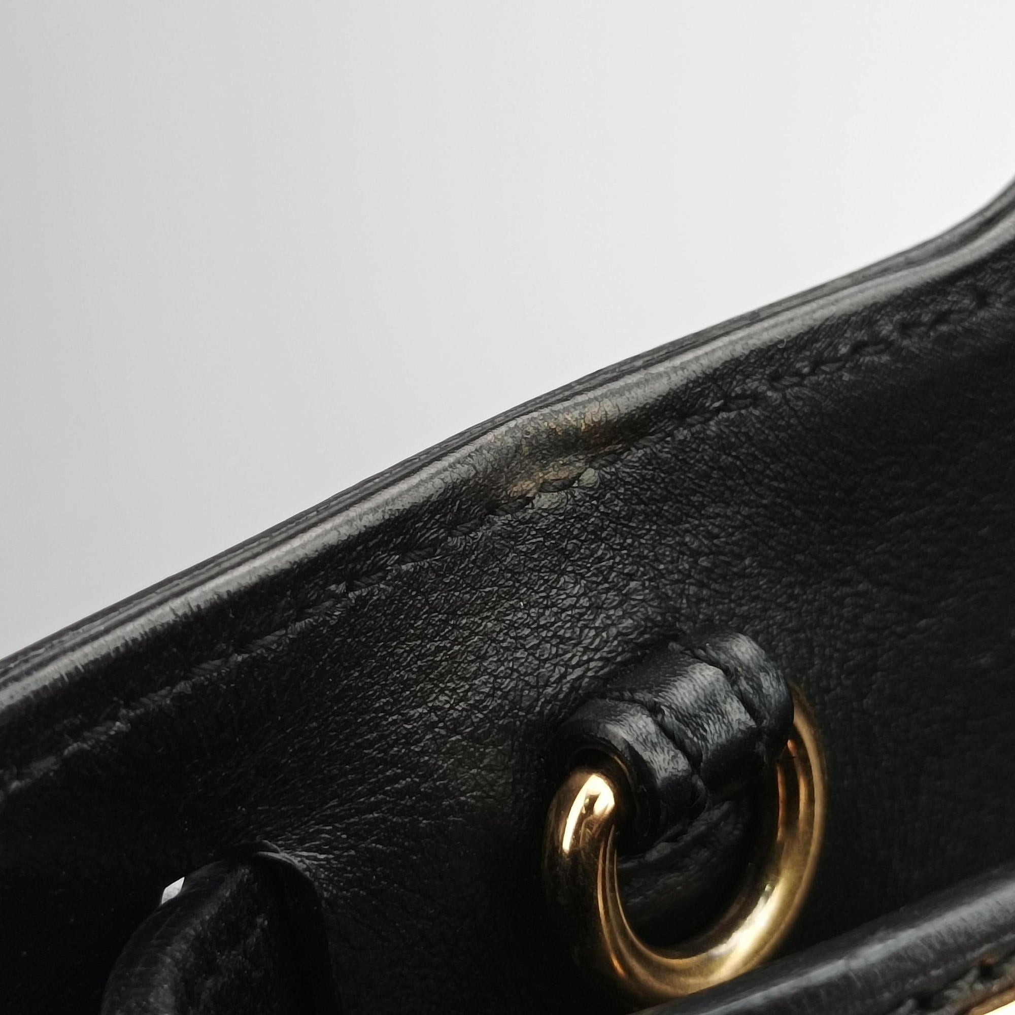 Vintage Ferragamo Wanda Black Leather  shoulderbag | stylenewstar