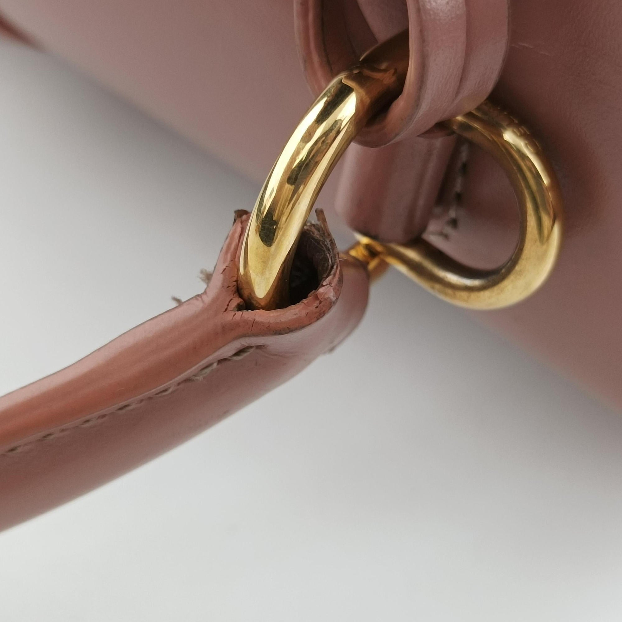 Pre-owned Celine 16 Bag Nude Calfskin 188003 shoulderbag | stylenewstar