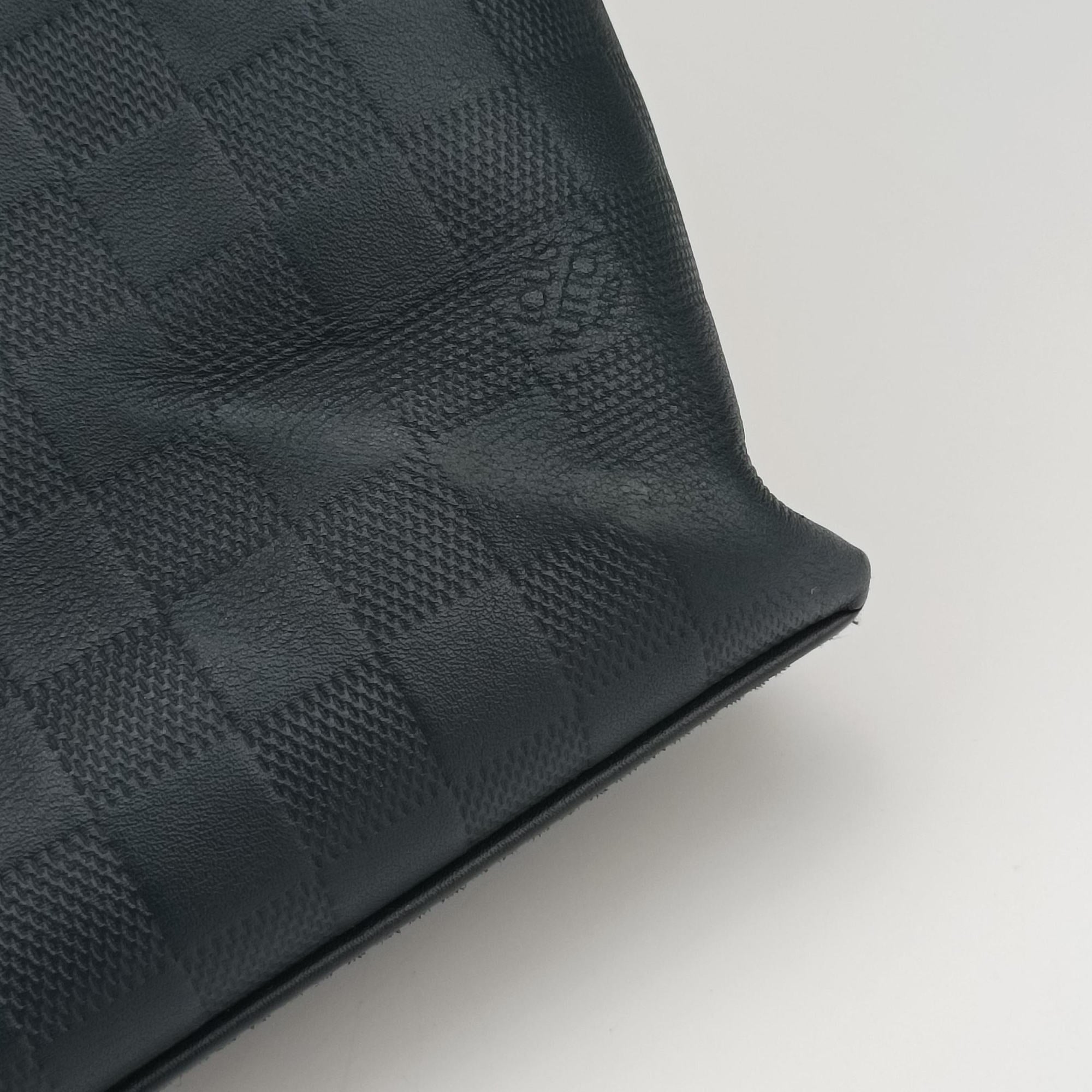 Pre-owned Louis Vuitton Porte Documents Jour Noir Damier Graphite N48224 handbag | stylenewstar