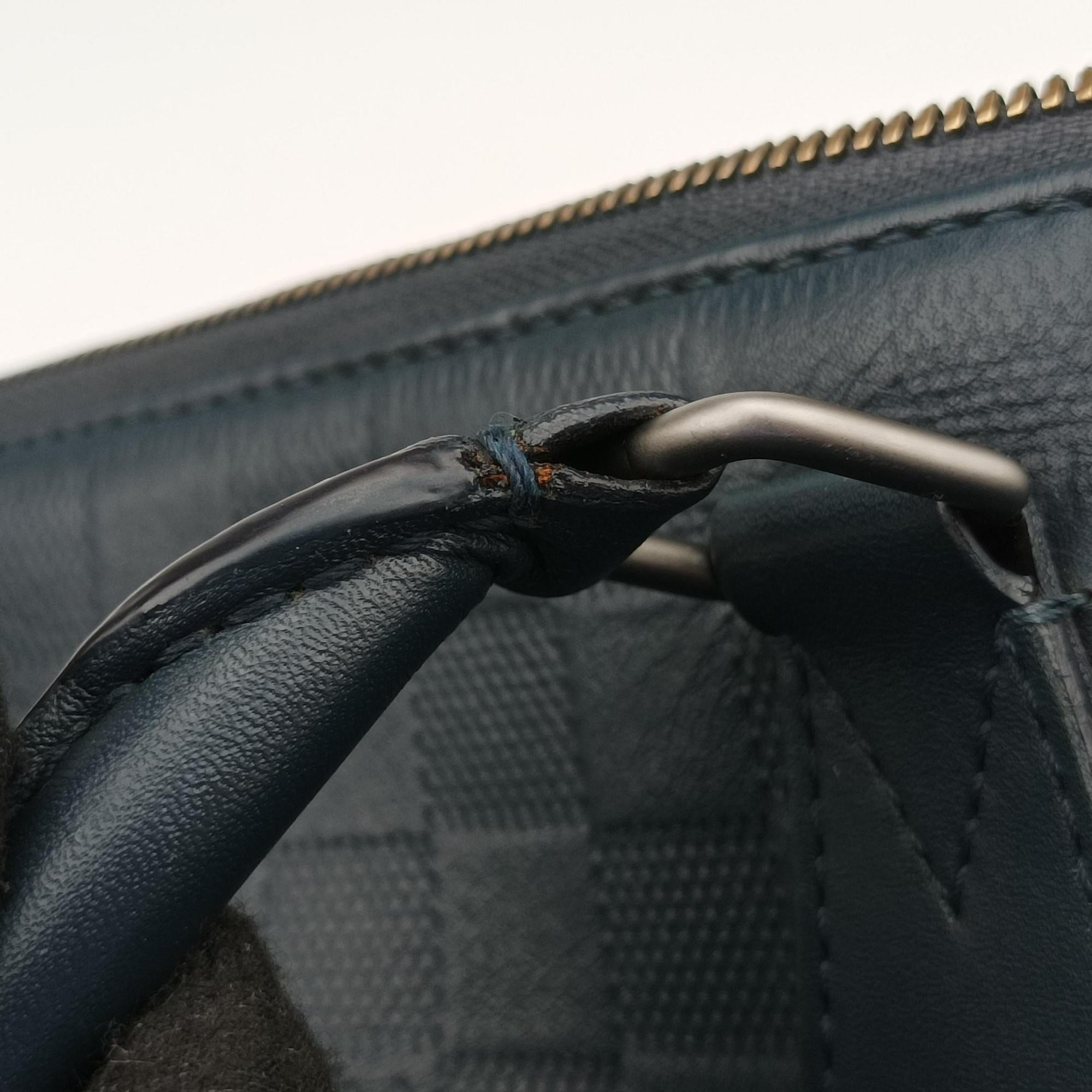 Pre-owned Louis Vuitton Porte Documents Jour Noir Damier Graphite N48224 handbag | stylenewstar