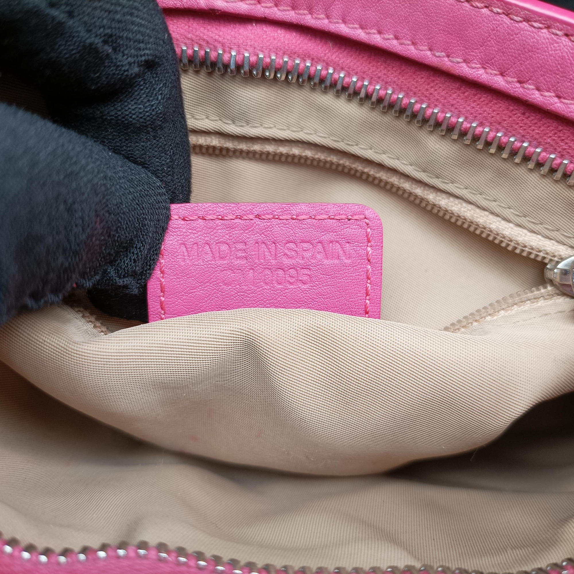 Pre-owned Christian Dior Street Chic Trotter Beige × Rose Red Canvas×Leather  handbag | stylenewstar