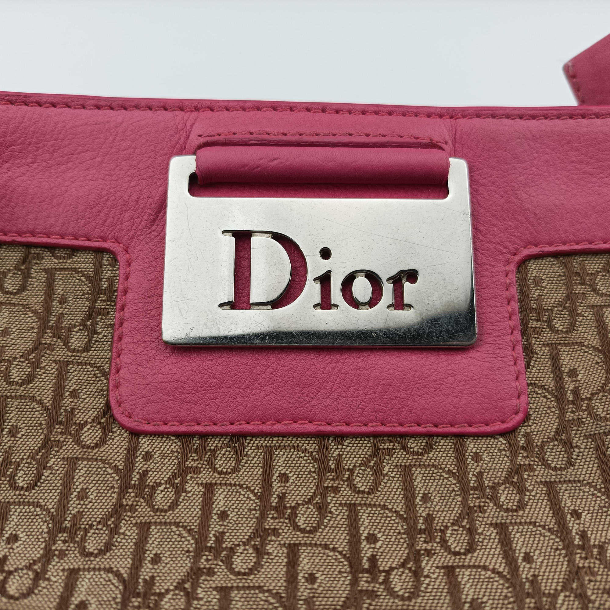 Pre-owned Christian Dior Street Chic Trotter Beige × Rose Red Canvas×Leather  handbag | stylenewstar