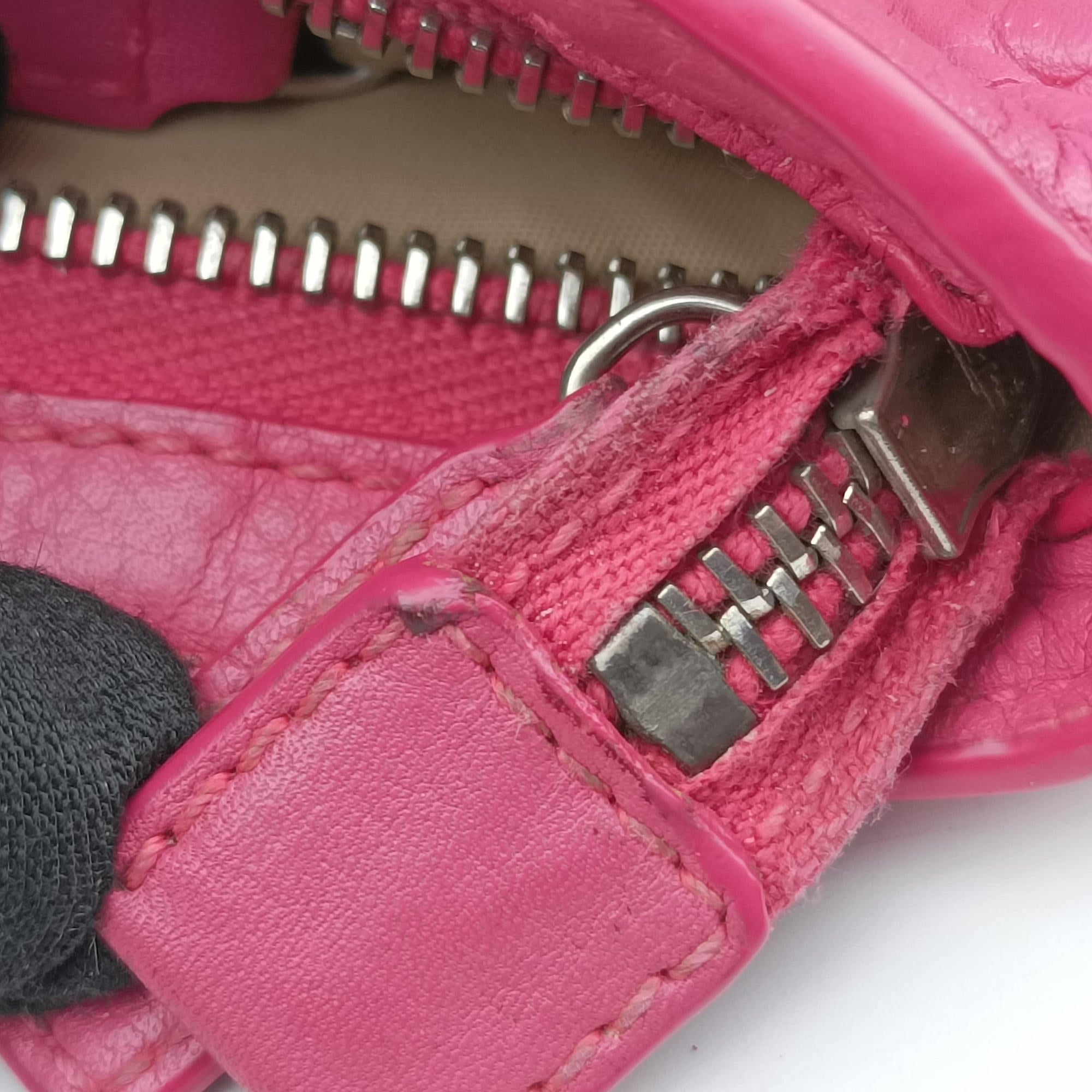 Pre-owned Christian Dior Street Chic Trotter Beige × Rose Red Canvas×Leather  handbag | stylenewstar