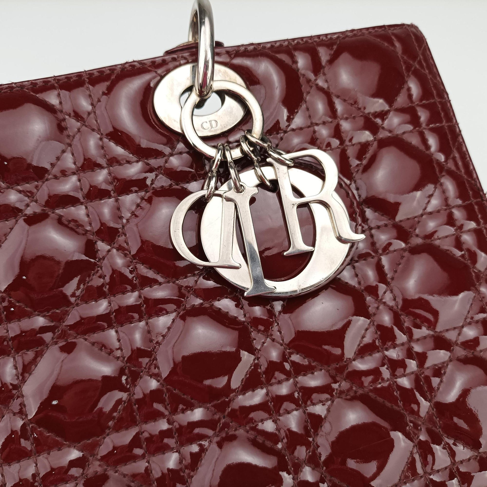 Pre-owned Christian Dior Lady Dior Burgundy patent  shoulderbag | stylenewstar