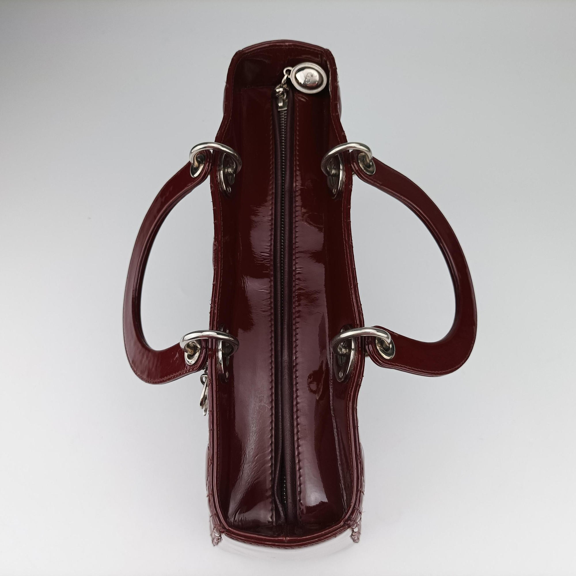 Pre-owned Christian Dior Lady Dior Burgundy patent  shoulderbag | stylenewstar