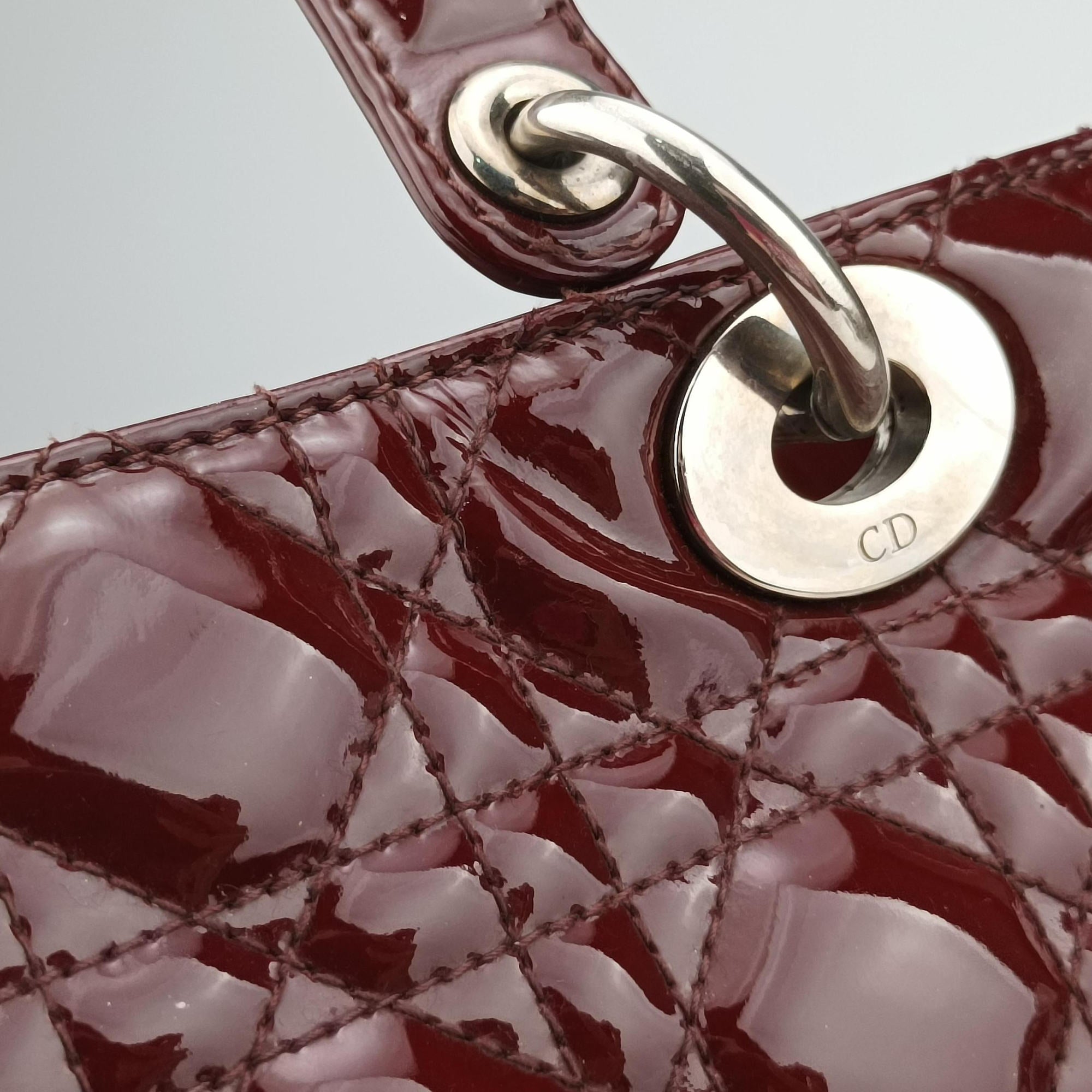 Pre-owned Christian Dior Lady Dior Burgundy patent  shoulderbag | stylenewstar