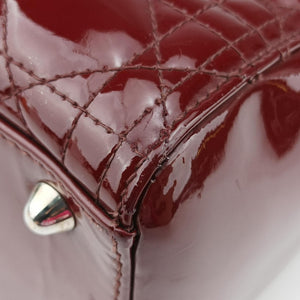 Pre-owned Christian Dior Lady Dior Burgundy patent  shoulderbag | stylenewstar
