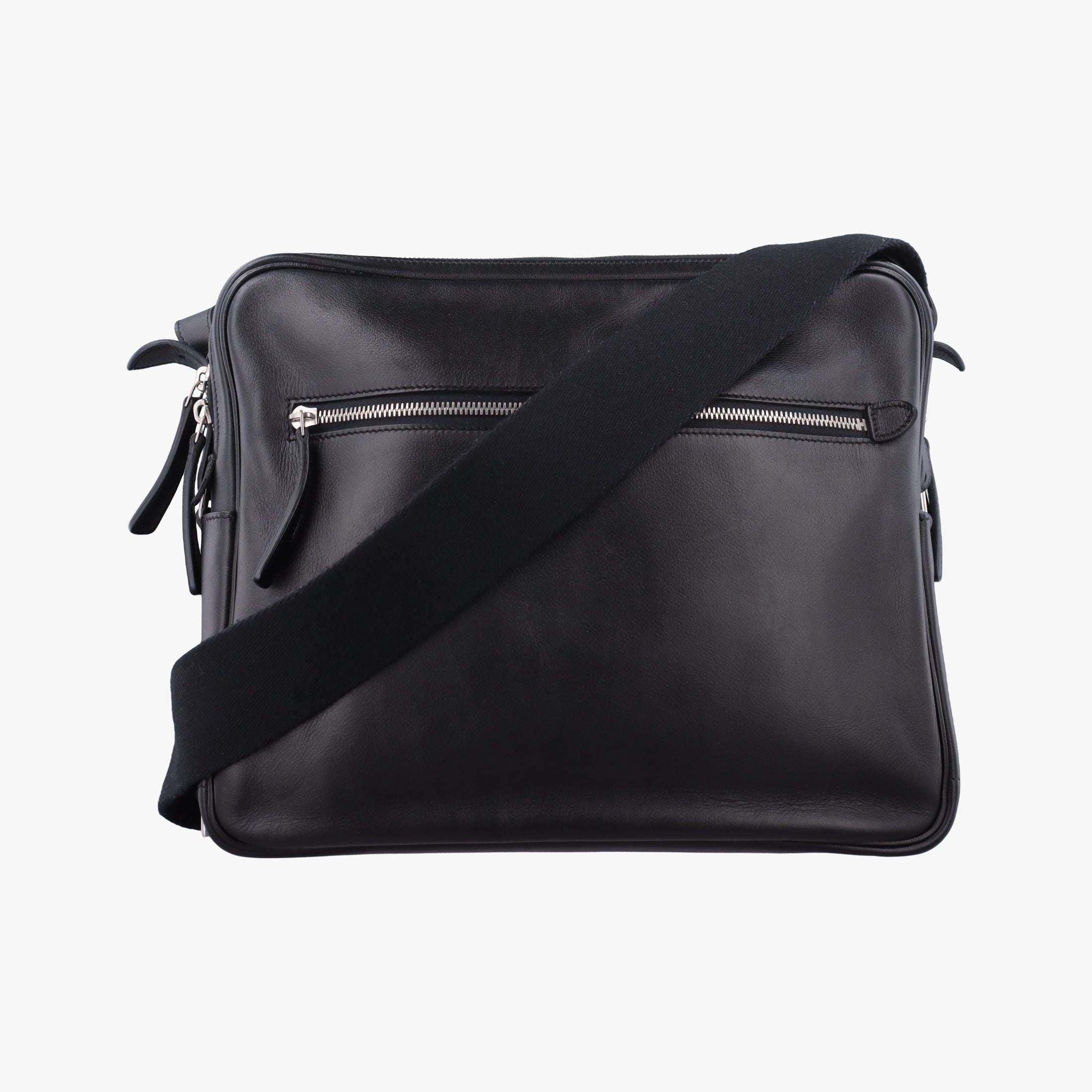 Pre-owned Hermes Hebdo Reporter Black Evergrain Leather  shoulderbag | stylenewstar