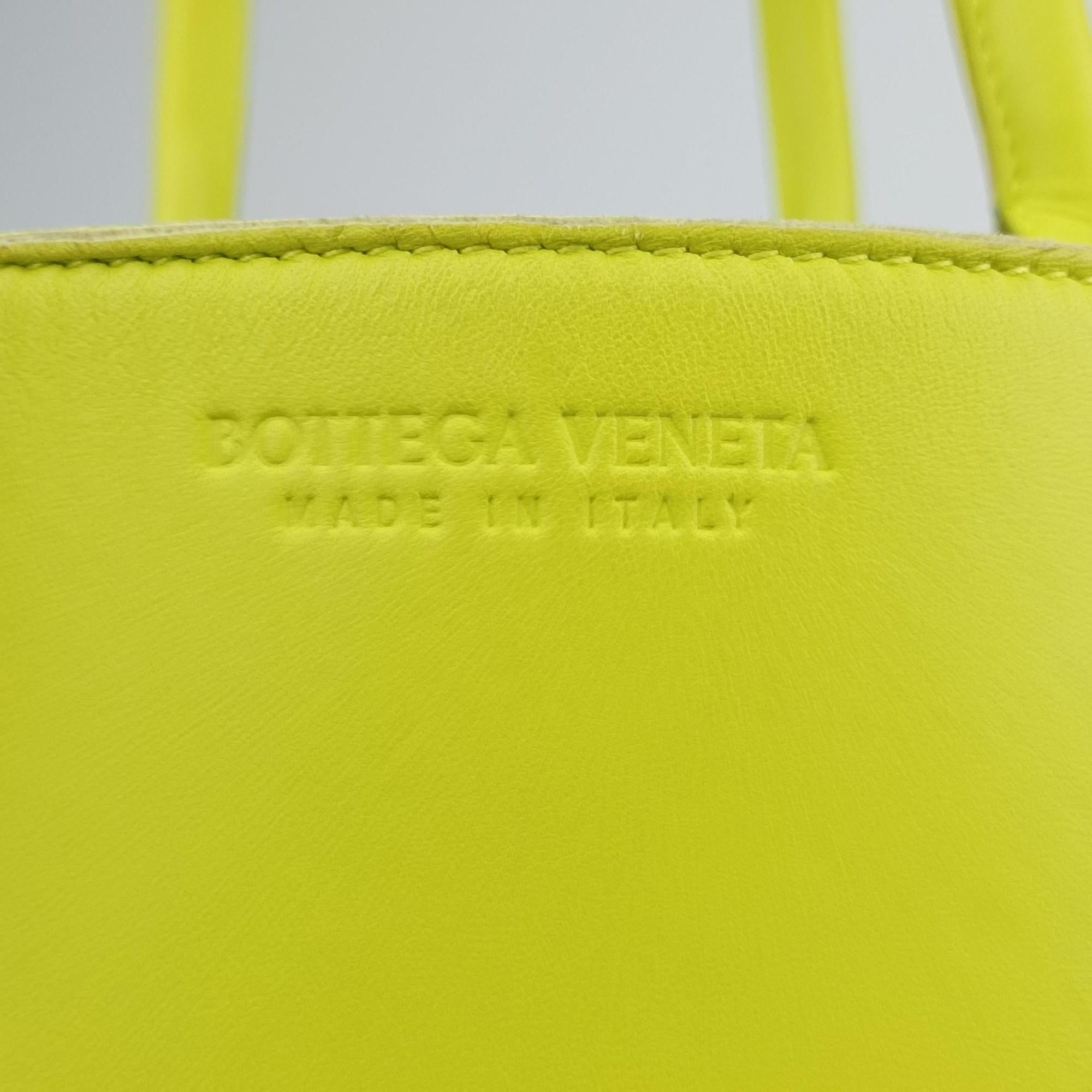Pre-owned Bottega Veneta THE ARCO Tote Yellow lambskin  handbag | stylenewstar