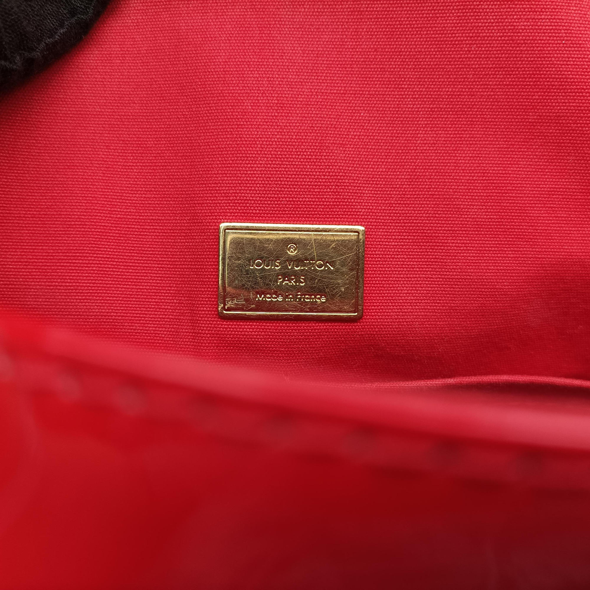 Secondhand Louis Vuitton PASADENA CERISE Vernis M90944 shoulderbag | stylenewstar