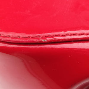 Secondhand Louis Vuitton PASADENA CERISE Vernis M90944 shoulderbag | stylenewstar